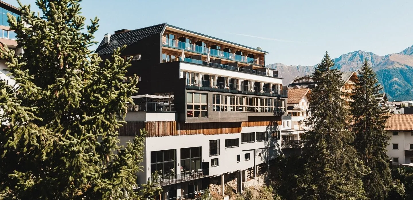 Vista esterna Alfa Hotel, cliente di ADDITIVE nel online marketing