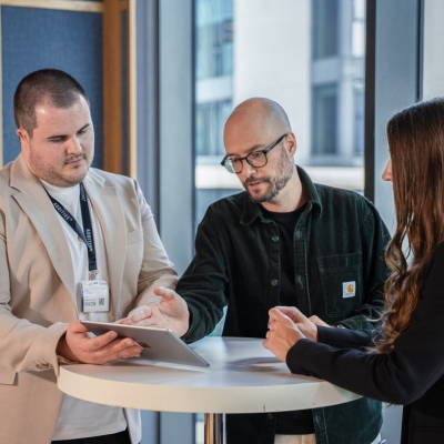 Besprechung der Ergebnisse von Google AI Max vor Ort in Dublin