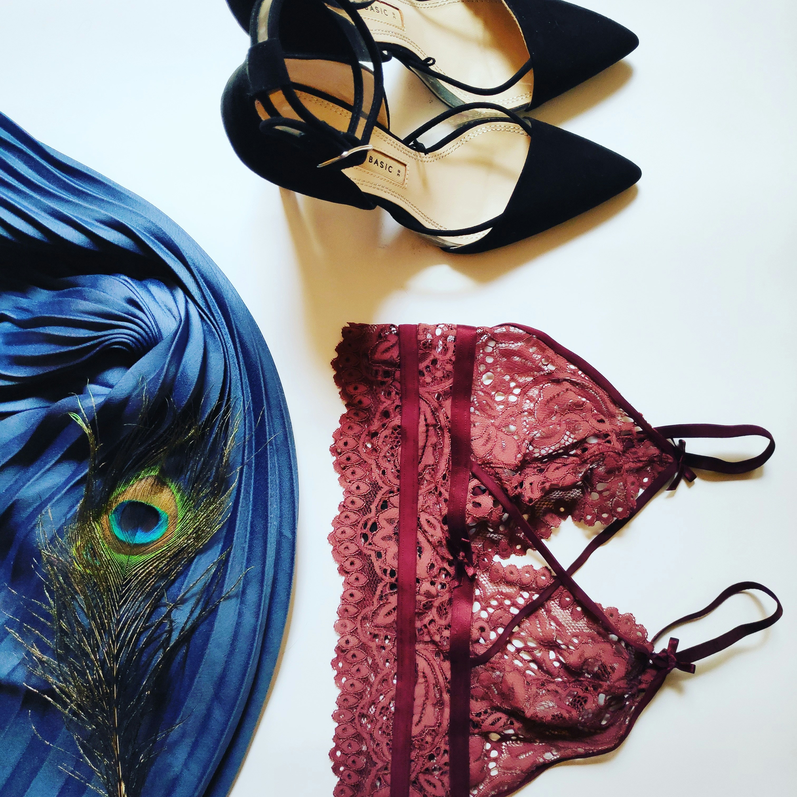 Intimate apparel retail: $14M / $12‑mo revenue & $6M profit upside from Profitmind agentic AI