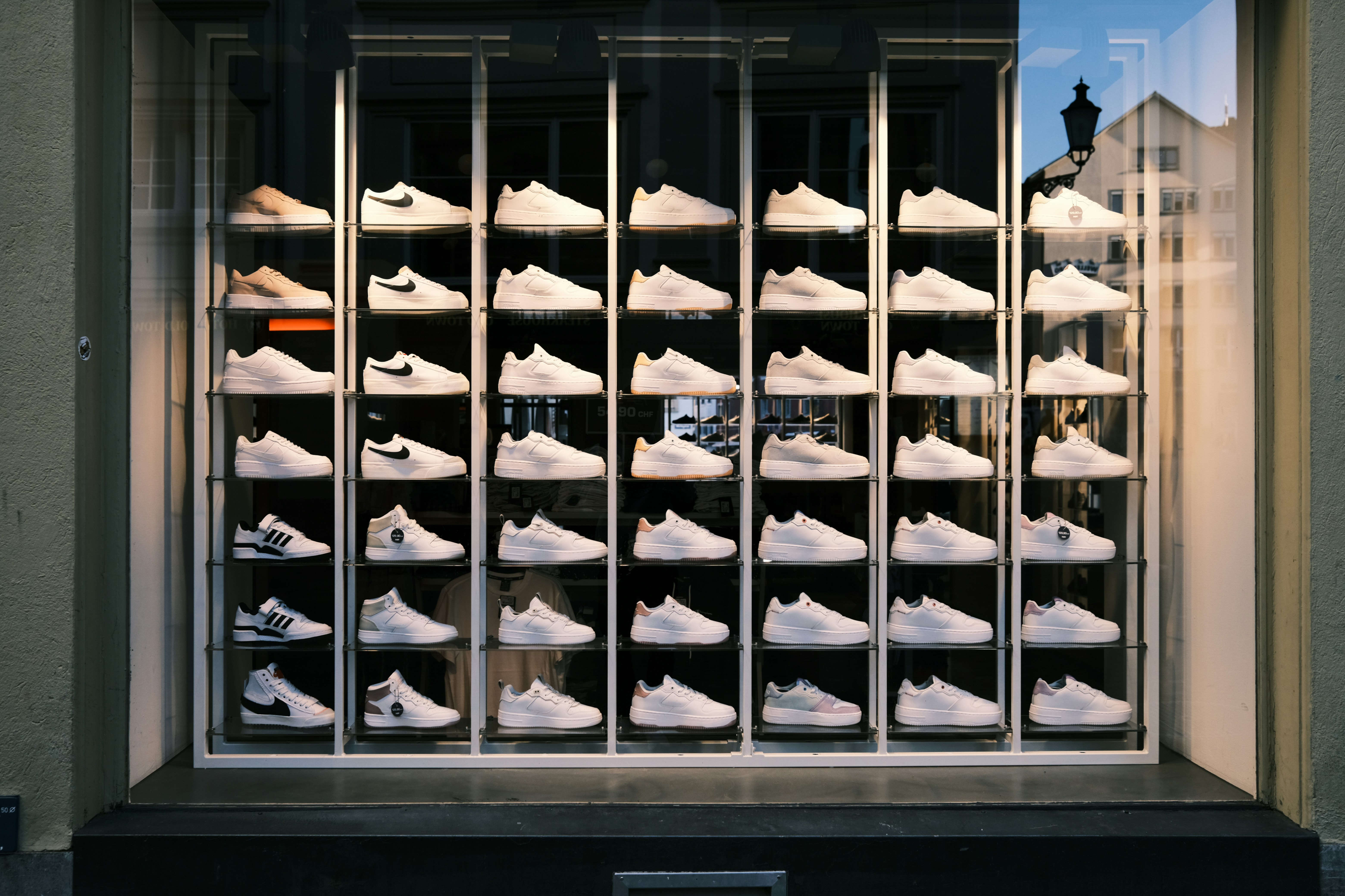 Footwear retail aisles: five AI agents surfacing $12M+ opportunities across 14,000 SKUs