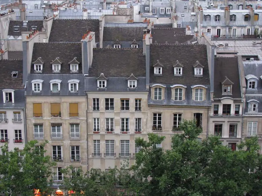 Le quorum désigne le nombre minimum de copropriétaires votants requis en assemblée générale. Existe-t-il un quorum pour une AG de copropriété ? Décryptage.
