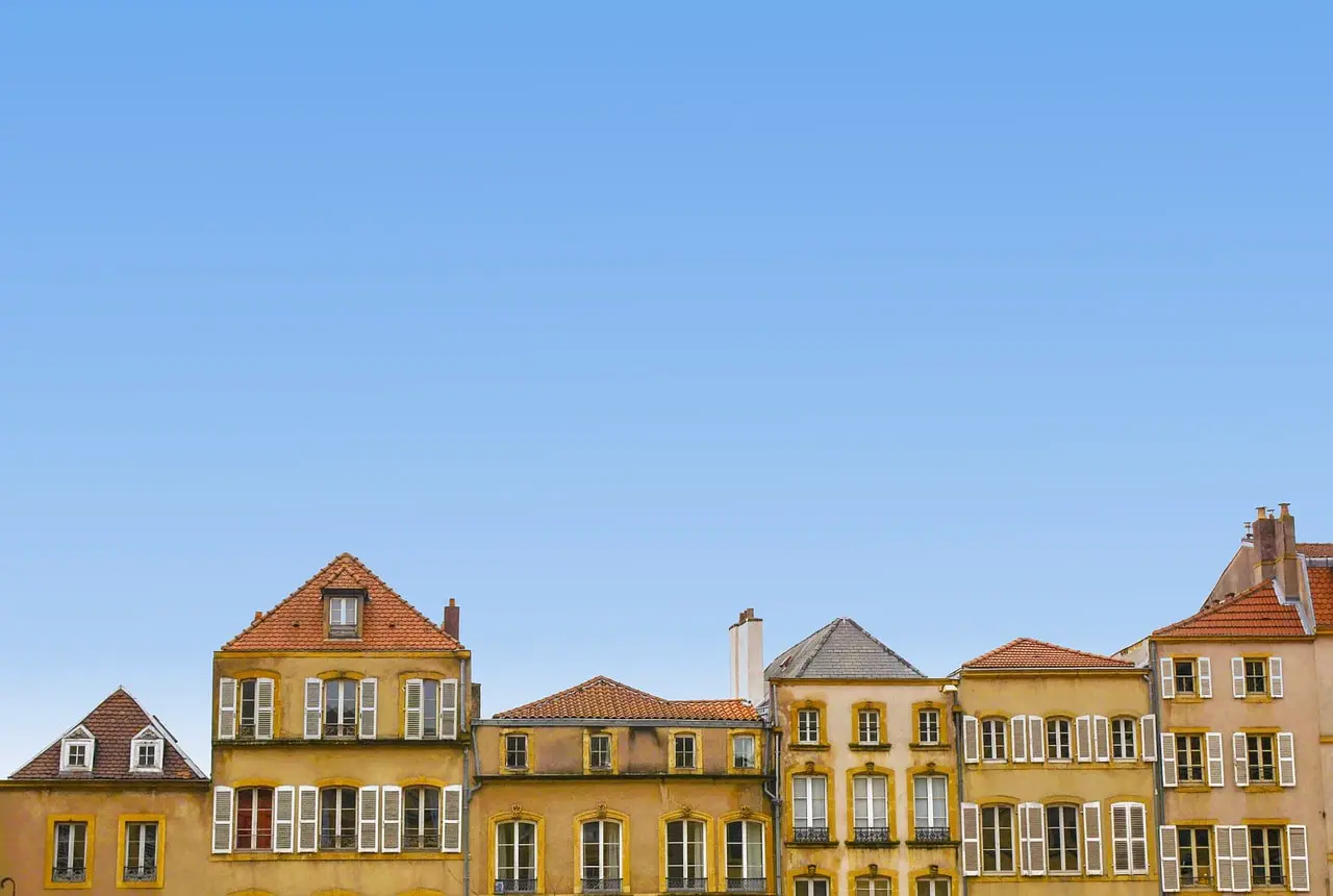 Immobilienverwaltung ist eine umfangreiche Aufgabe, die eine Vielzahl von Teilbereichen abdeckt. Unter dem Oberbegriff gibt es verschiedene Unterarten.