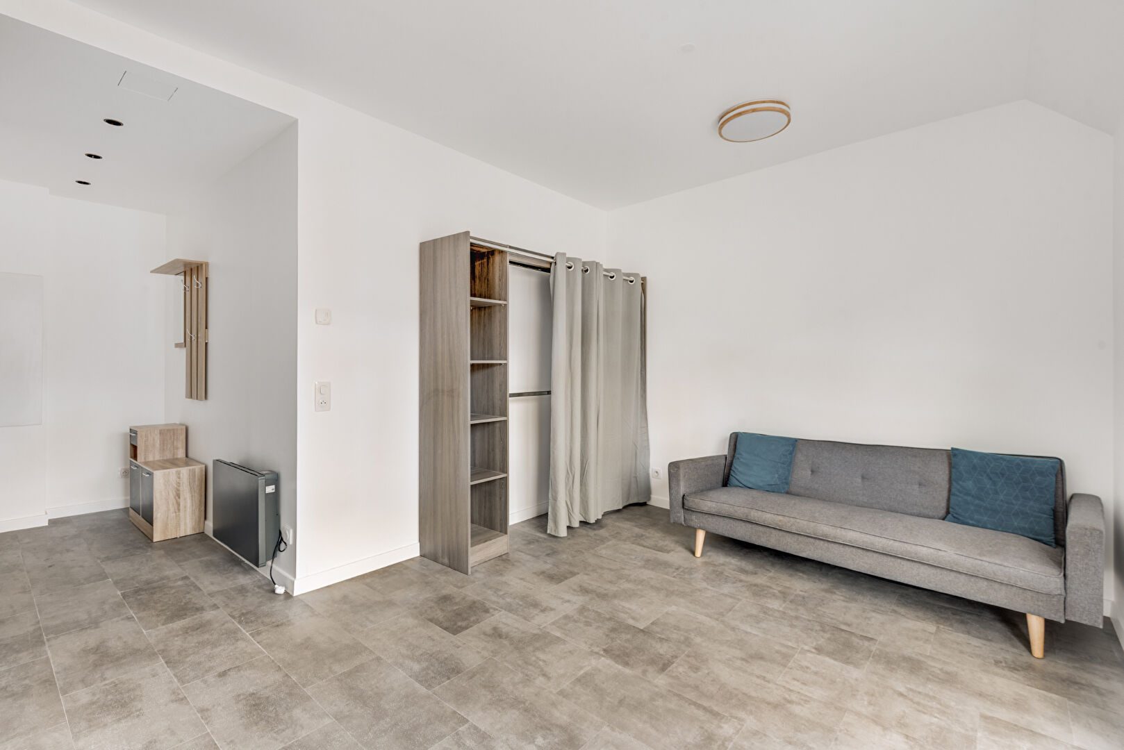 Appartement à Alfortville - 1 pièce  de 23 m2 - emplacement idéal et en état parfait