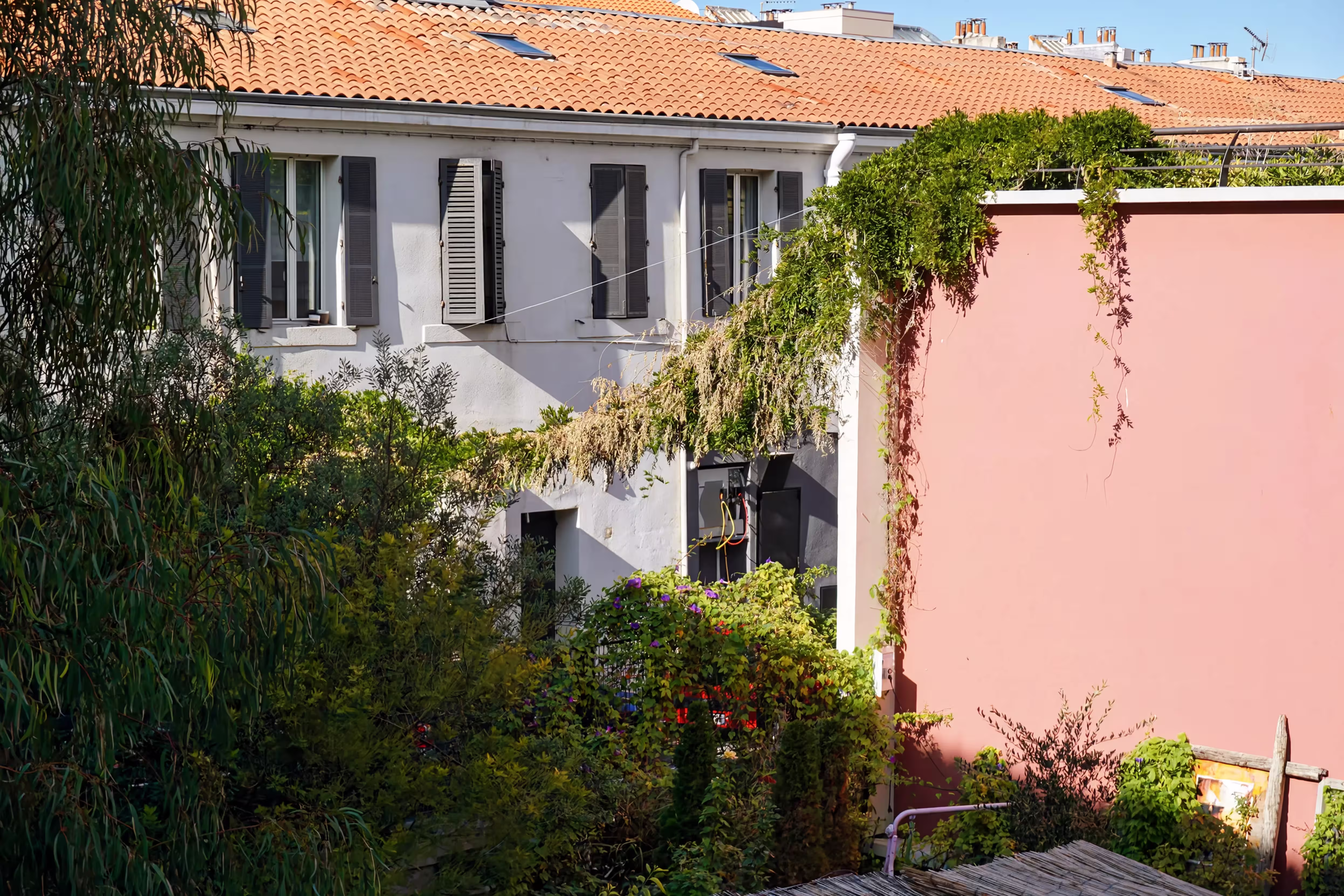 ORCOD-IN Marseille : jusqu'à 613 M€ débloqués pour les Rosiers-Super Belvédère. Rachat de lots, aides ANAH, expropriation possible en 2026.
