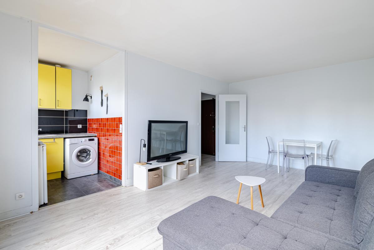 Studio à Pantin