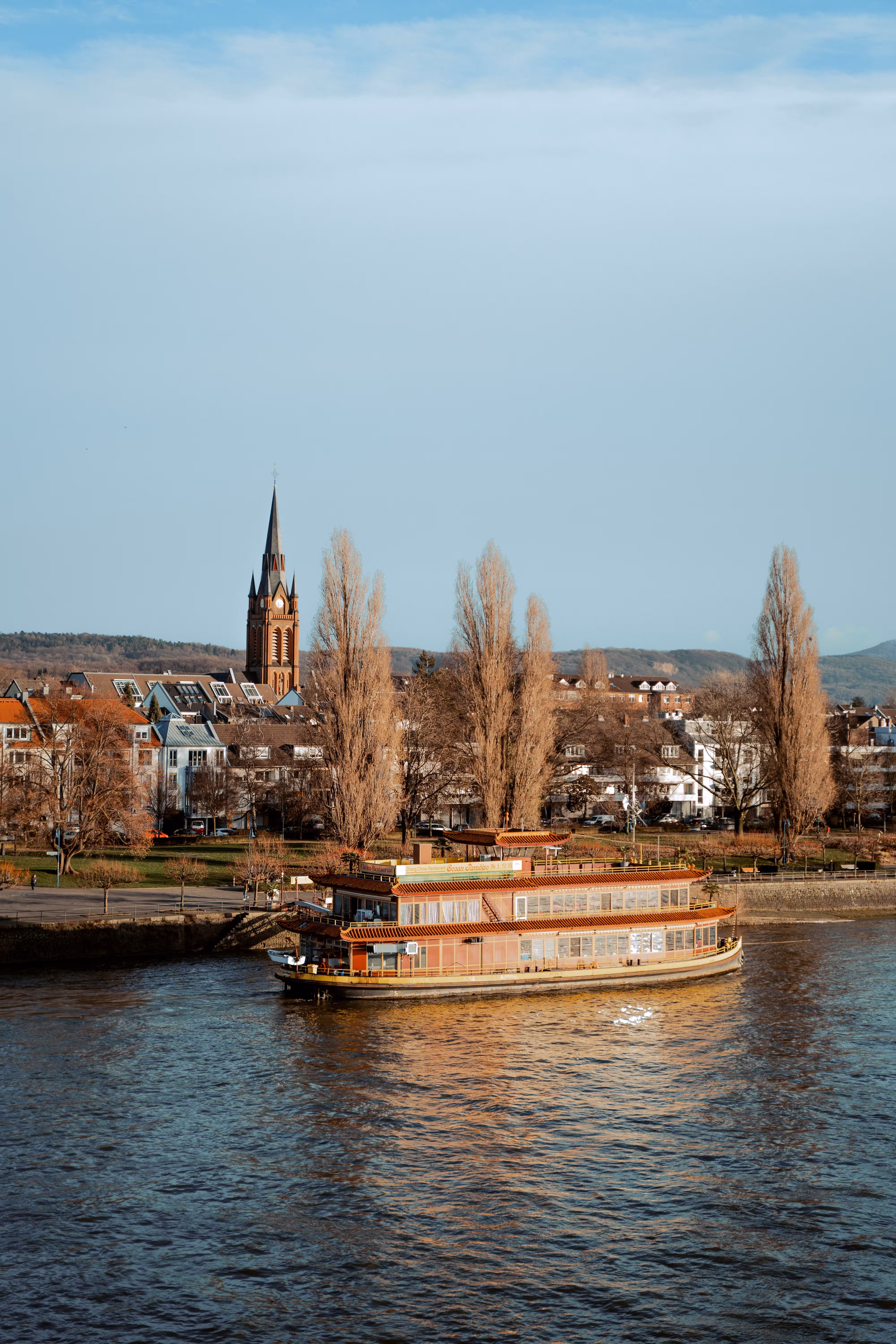 Sie suchen eine Hausverwaltung für Ihre WEG in Bonn? Lernen Sie jetzt Matera kennen: die Verwaltungslösung für Eigentümergemeinschaften.