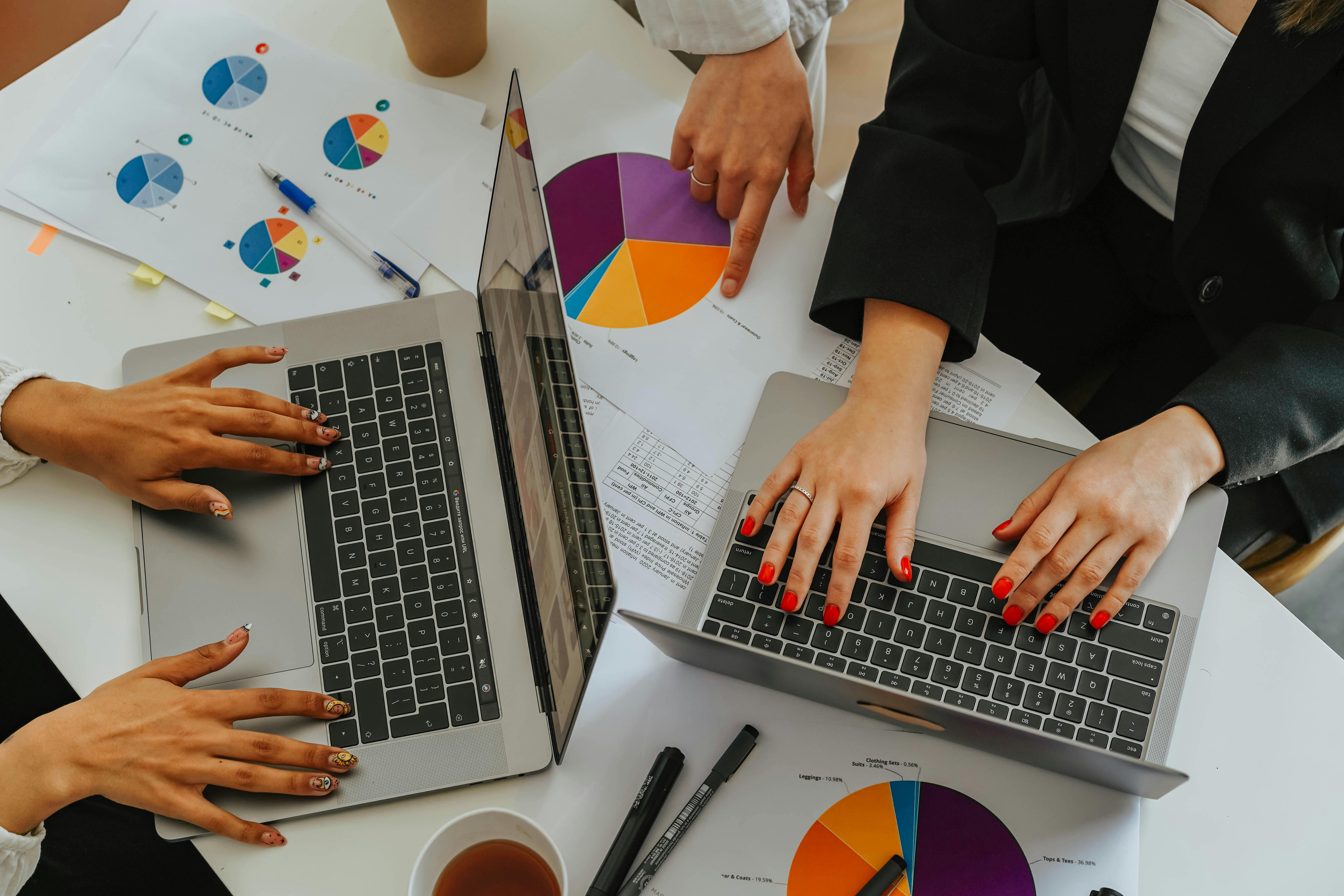 Marketing Agency vs Freelancer vs DIY: Which Is Right for Your Small Business?