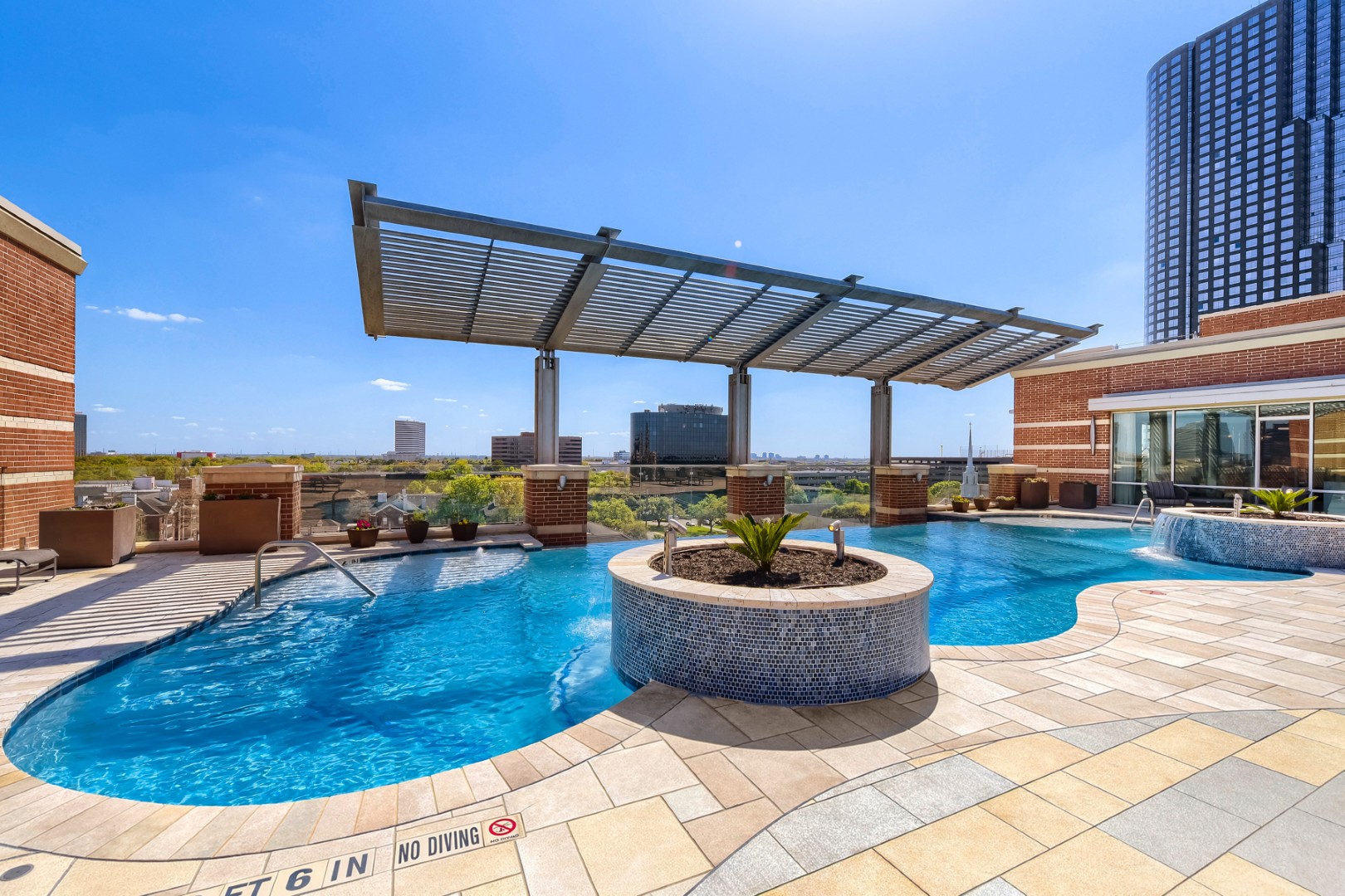 Exterior View of the Rooftop Pool at The William Tanglewood in Houston, Texas