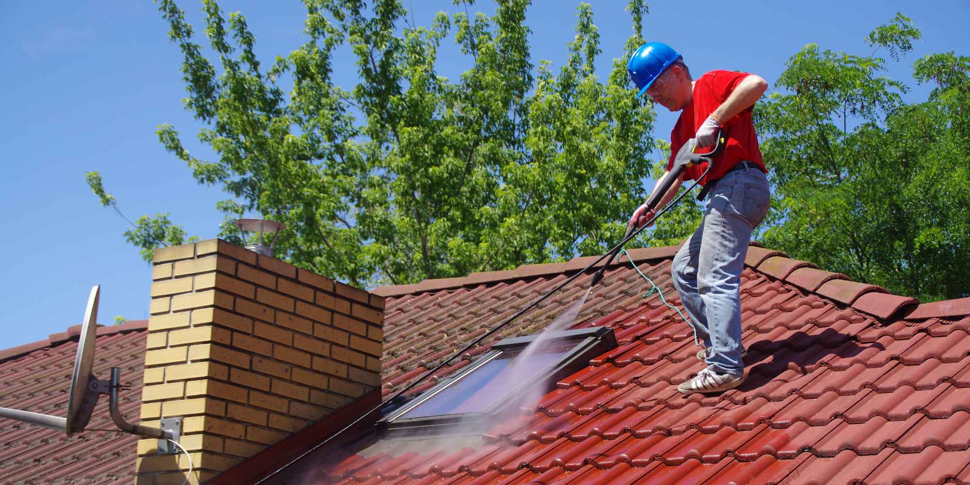 Roof Moss Cleaning