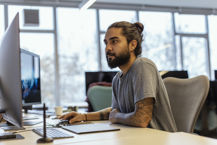 How to Identify At-Risk Alumni: The Role of Technology in Recovery Support