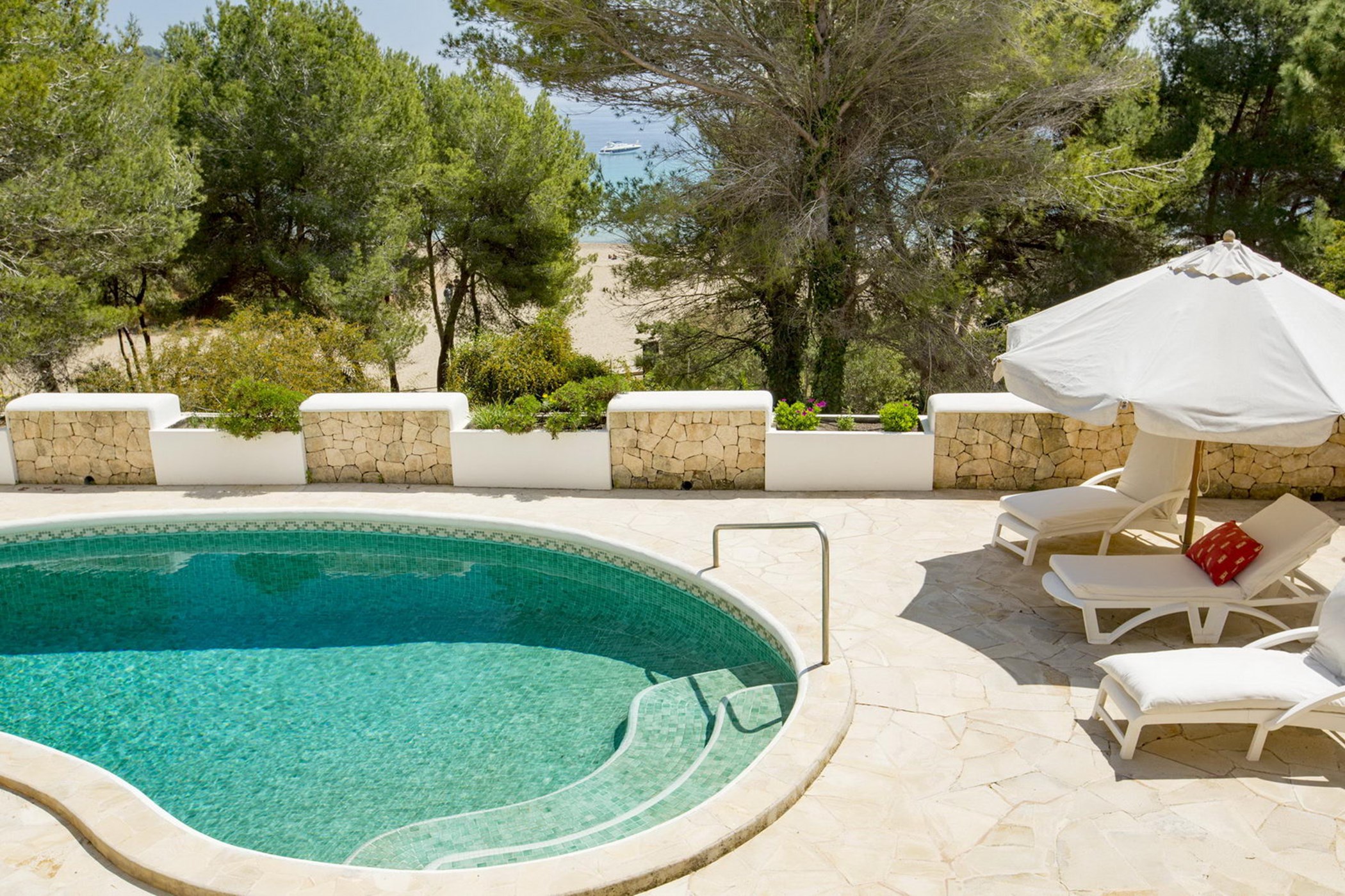 The Beach House Cala LLenya