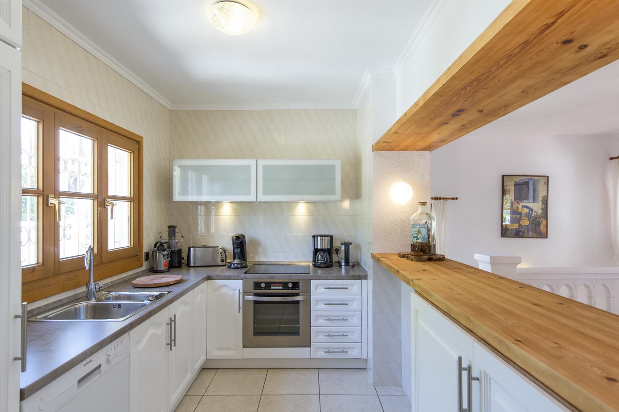 The Beach House Cala LLenya