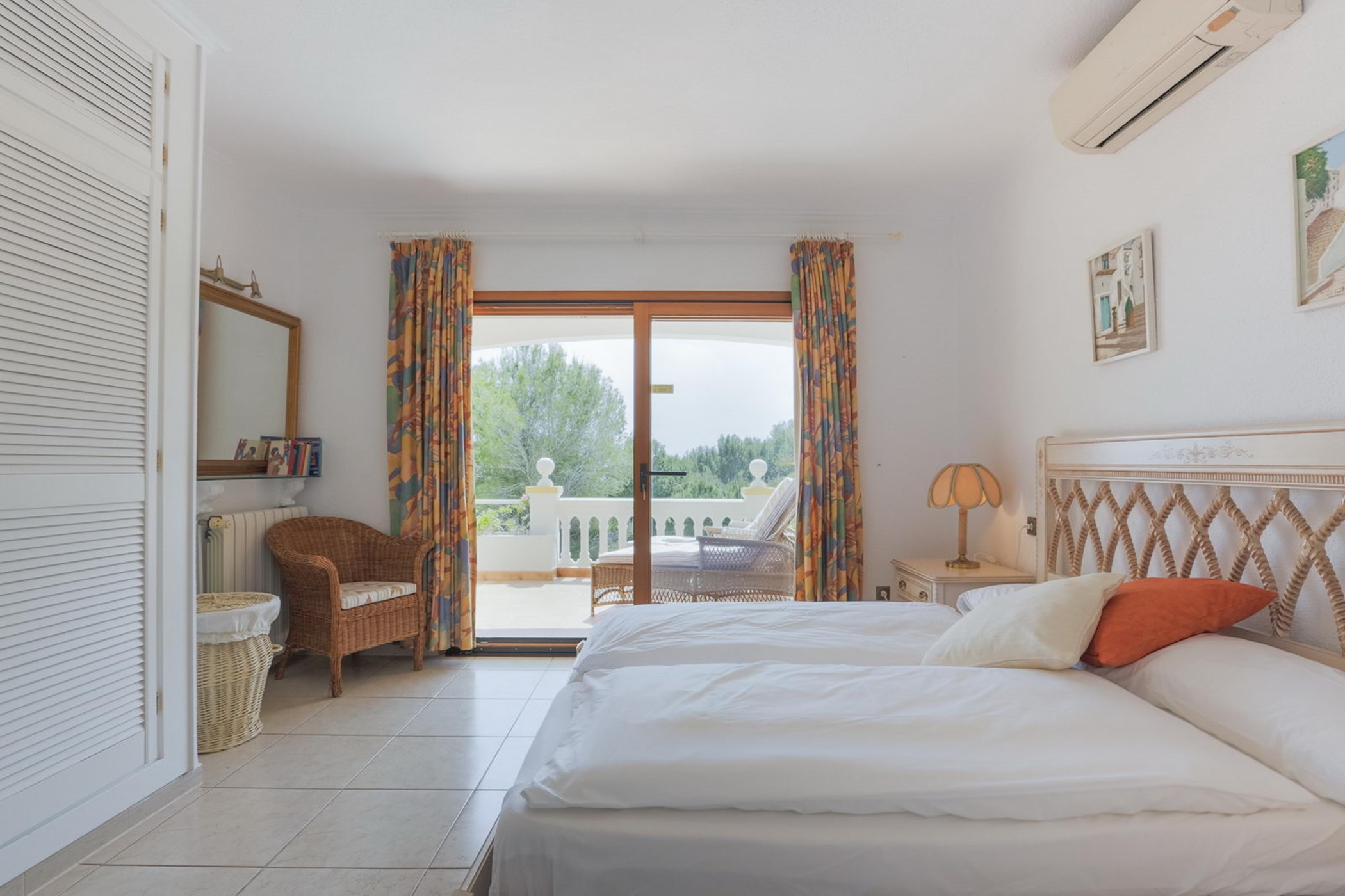 The Beach House Cala LLenya