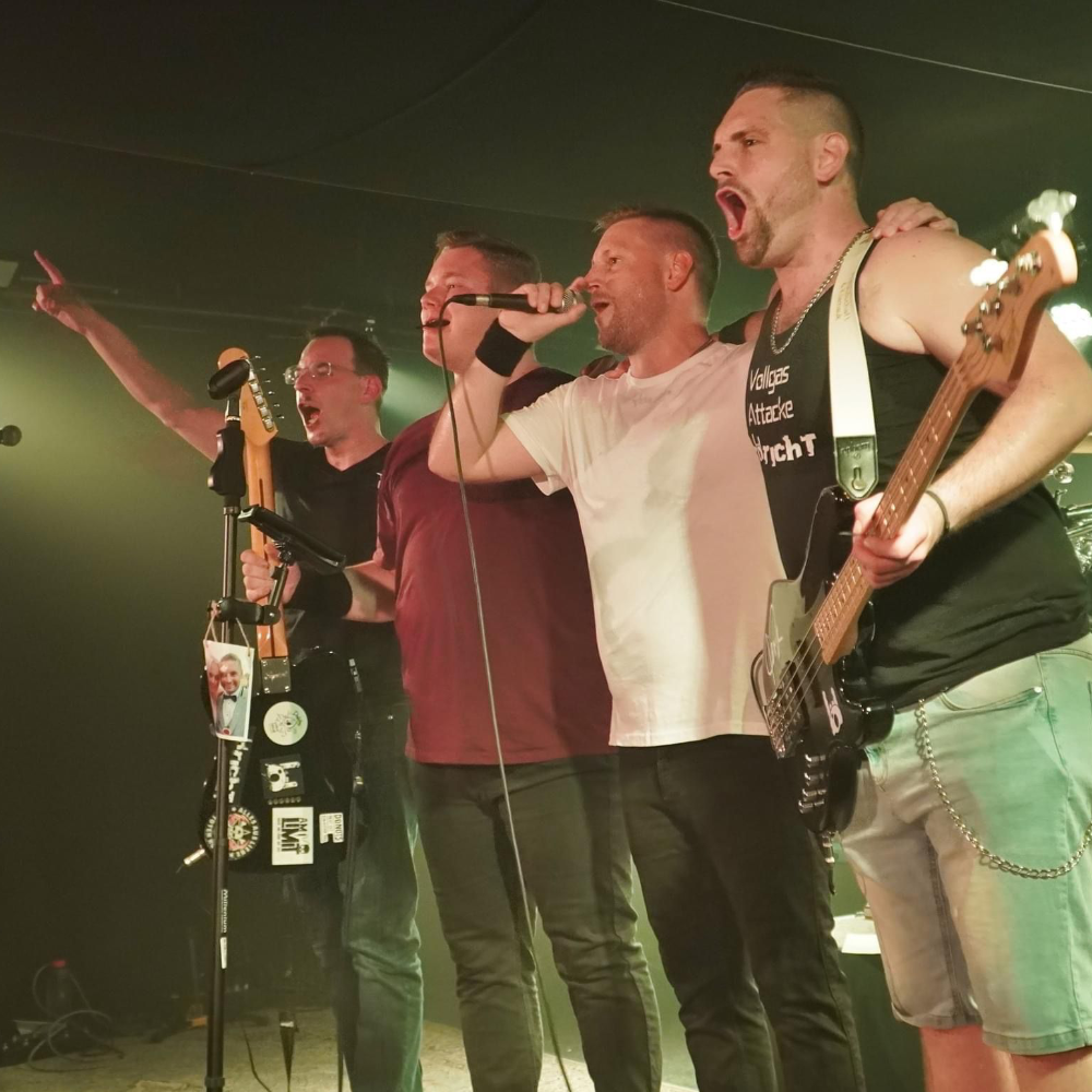 Mitglieder der Band Töricht