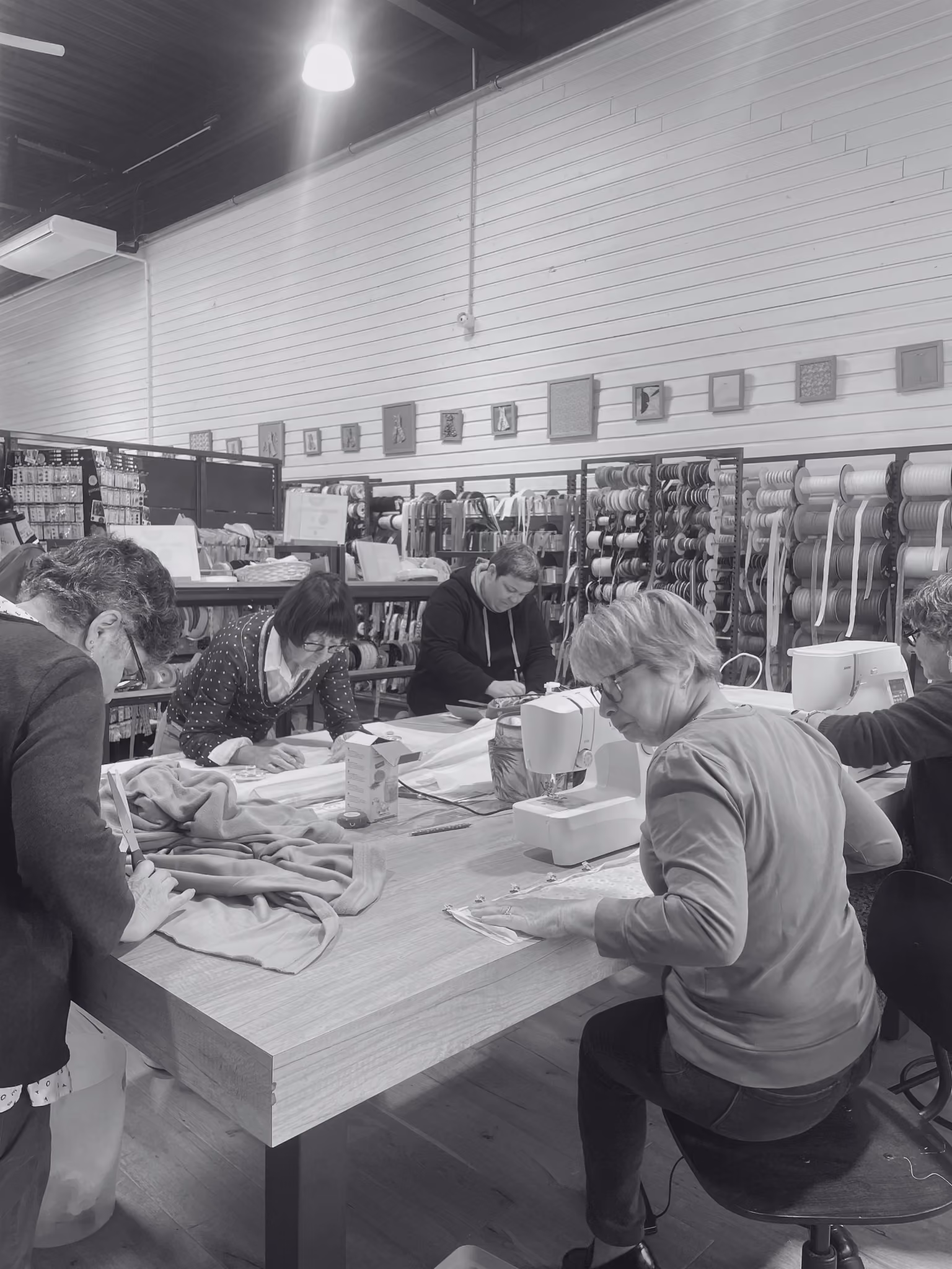 Visuel associé aux ateliers couture