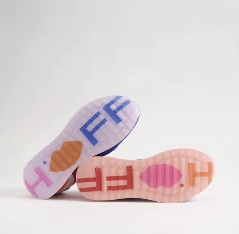 Baskets de la marque Hoff, illustrations signées Malika Favre.