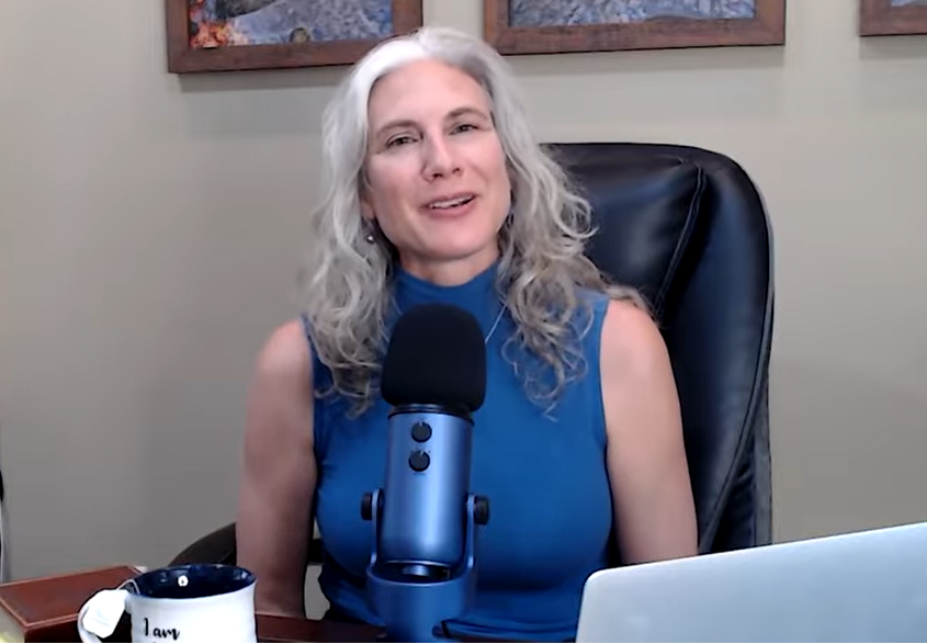 Top 10 Holiday Brain Health Threats—and How to Stay Grounded This Season