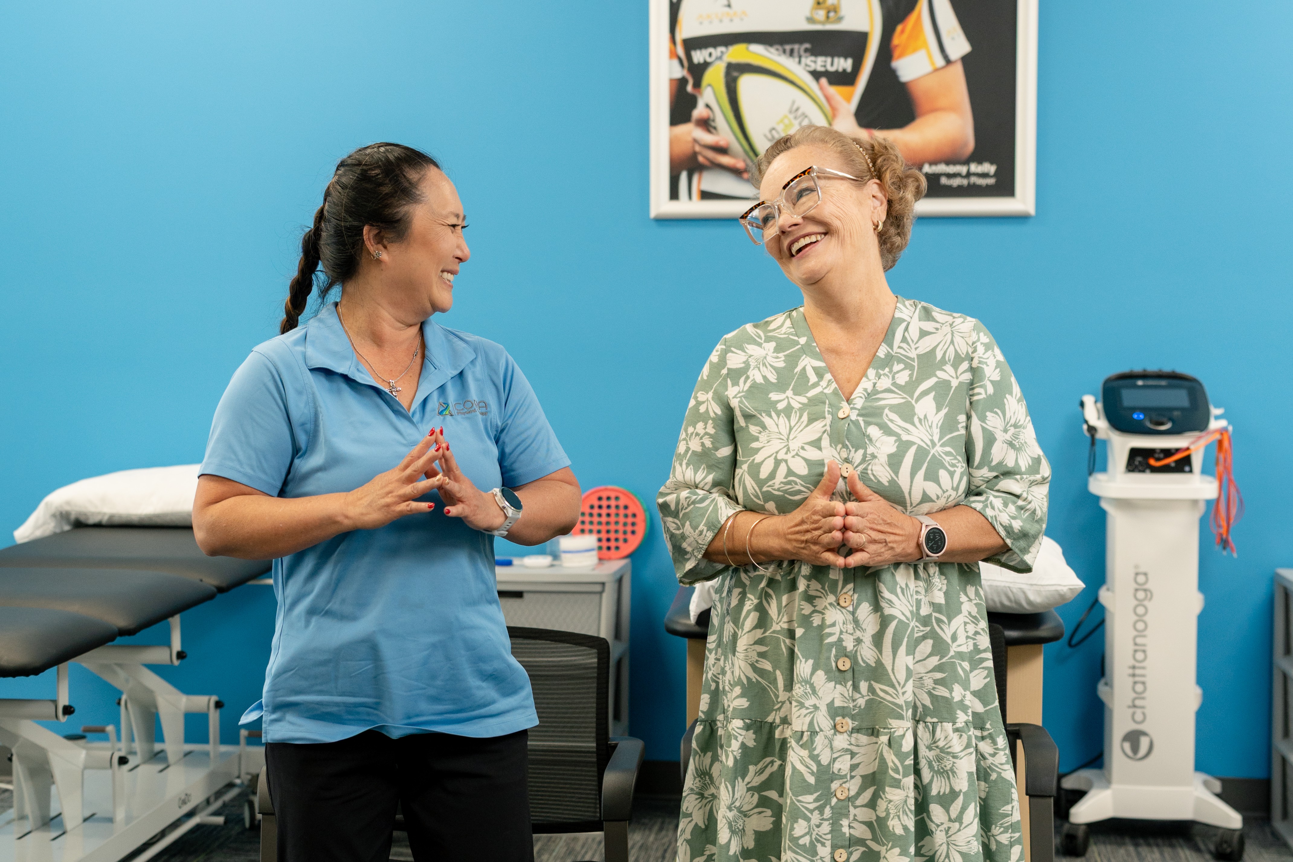 cora physical therapist providing care in a clinic