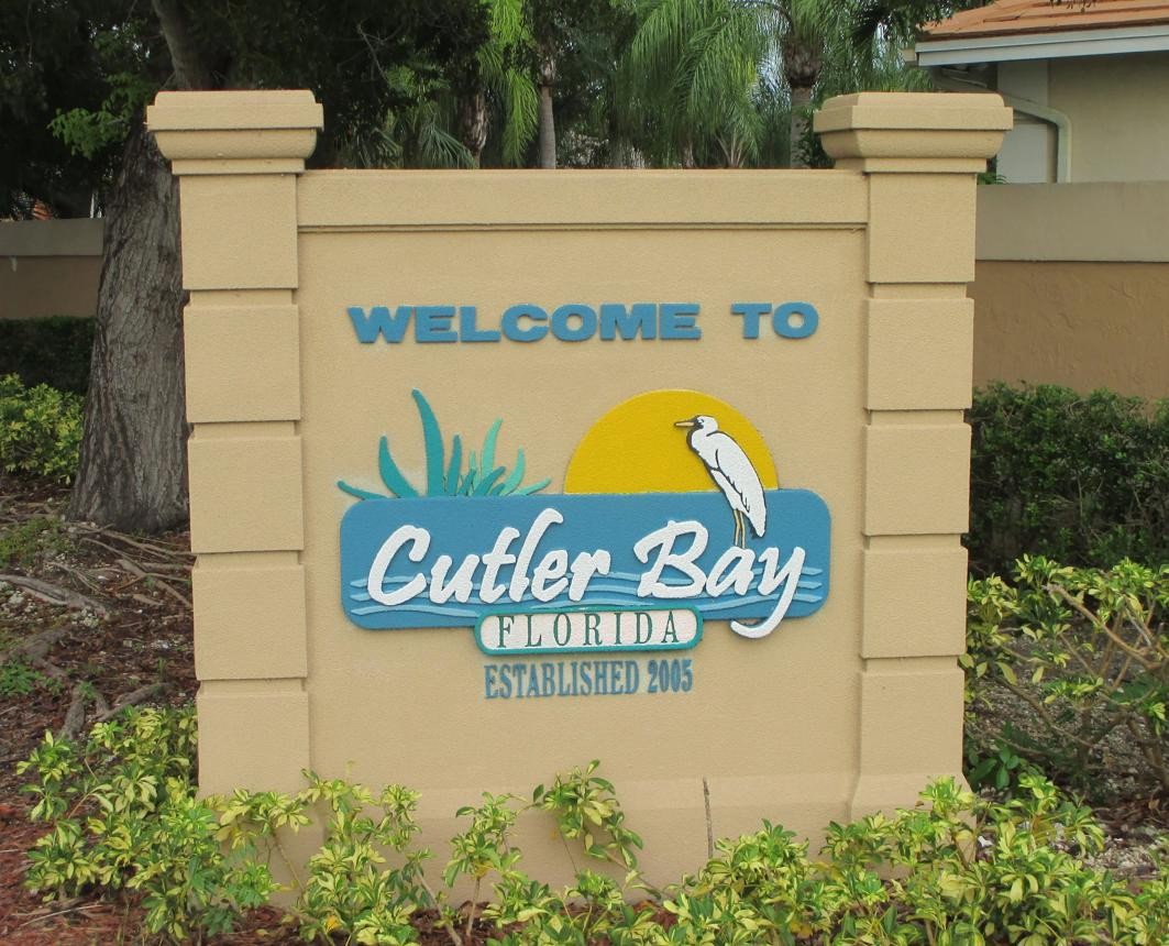 Cutler Bay, FL cabinet painting and refinishing service area