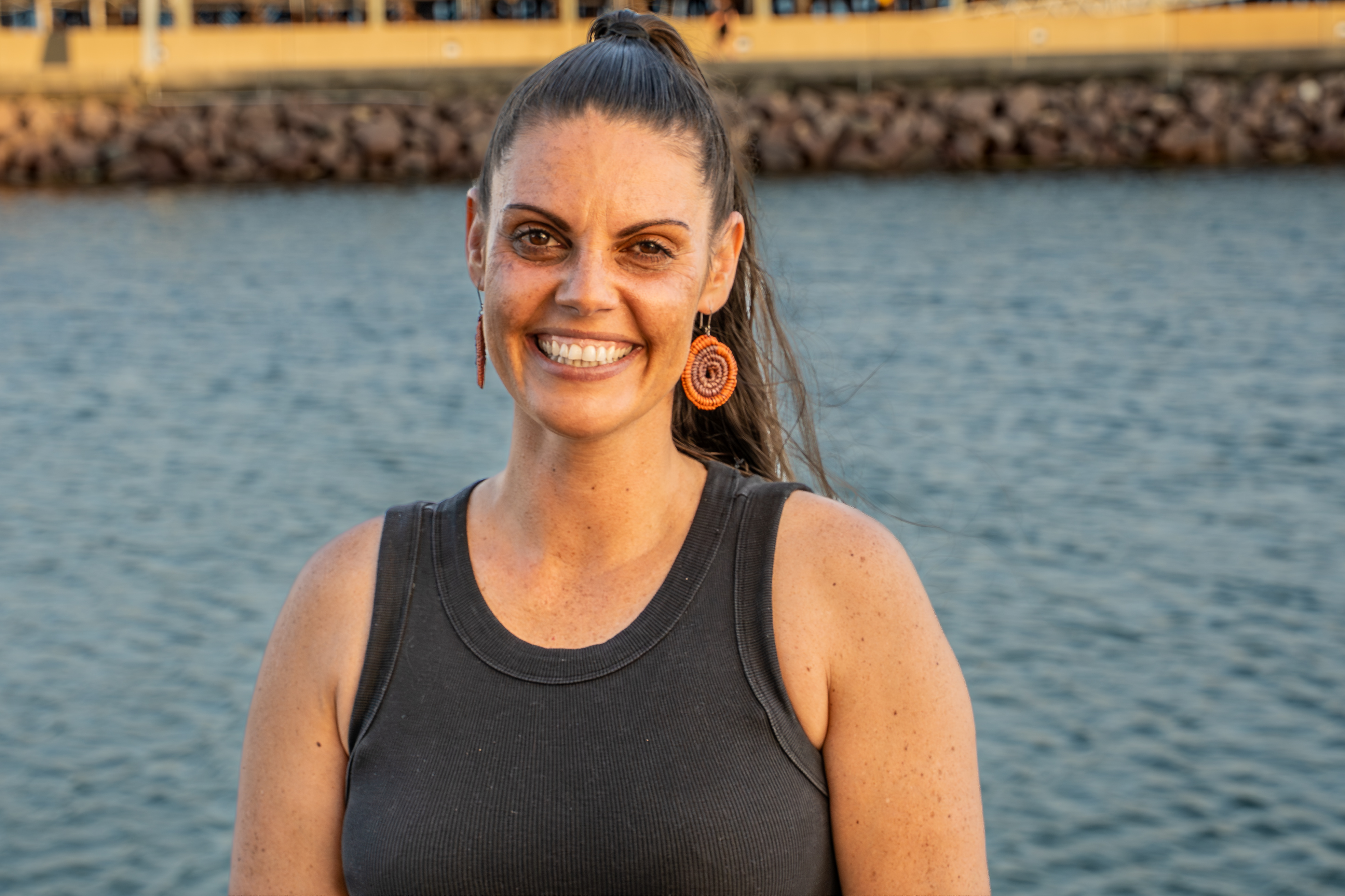 Headshot of Jessica de Tennon.