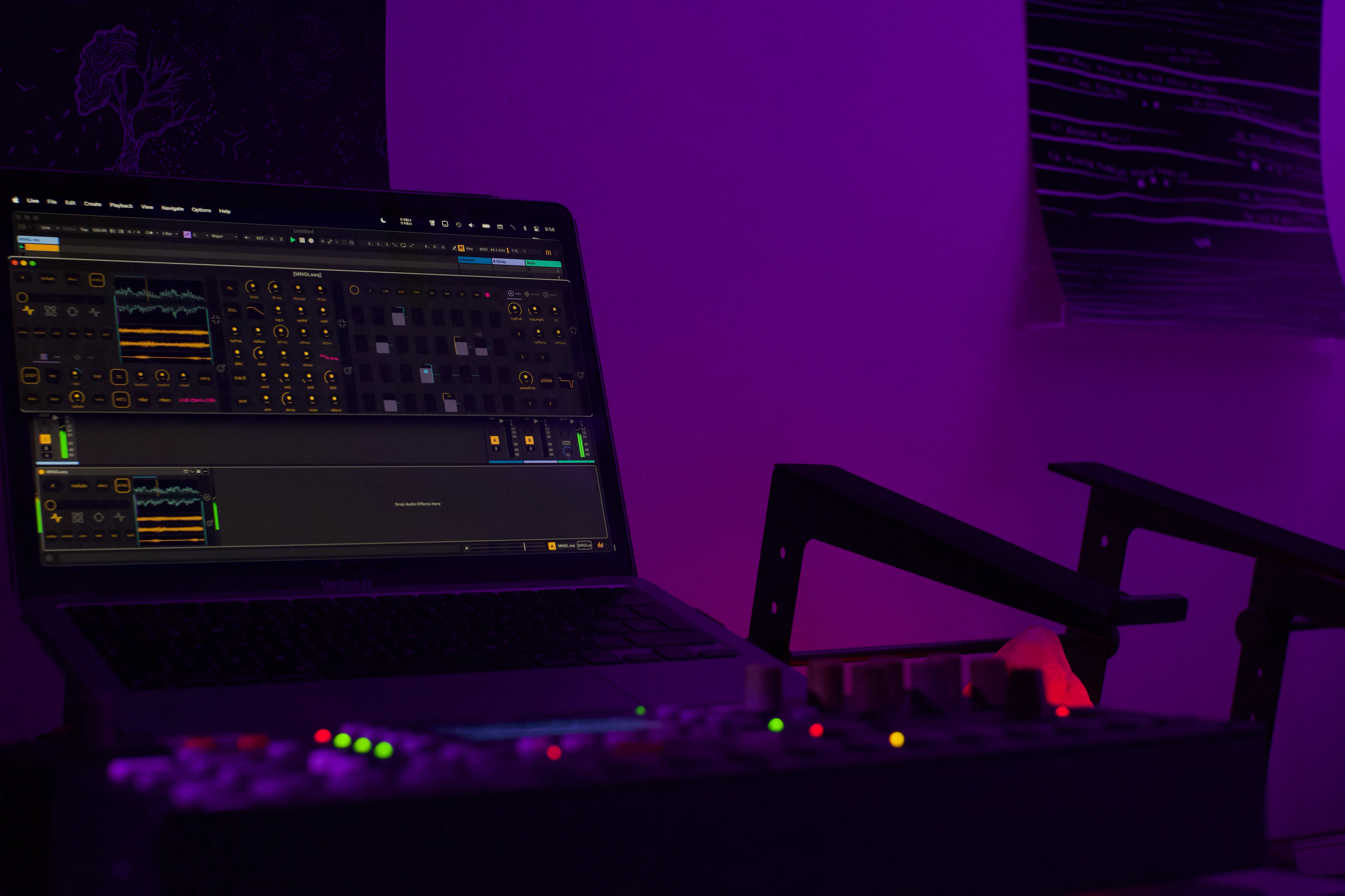 MNGLseq in a performance setting with an Elektron Octatrack and a XONE K2 MIDI remotely controlling the parameters of the Max for Live audio effect device
