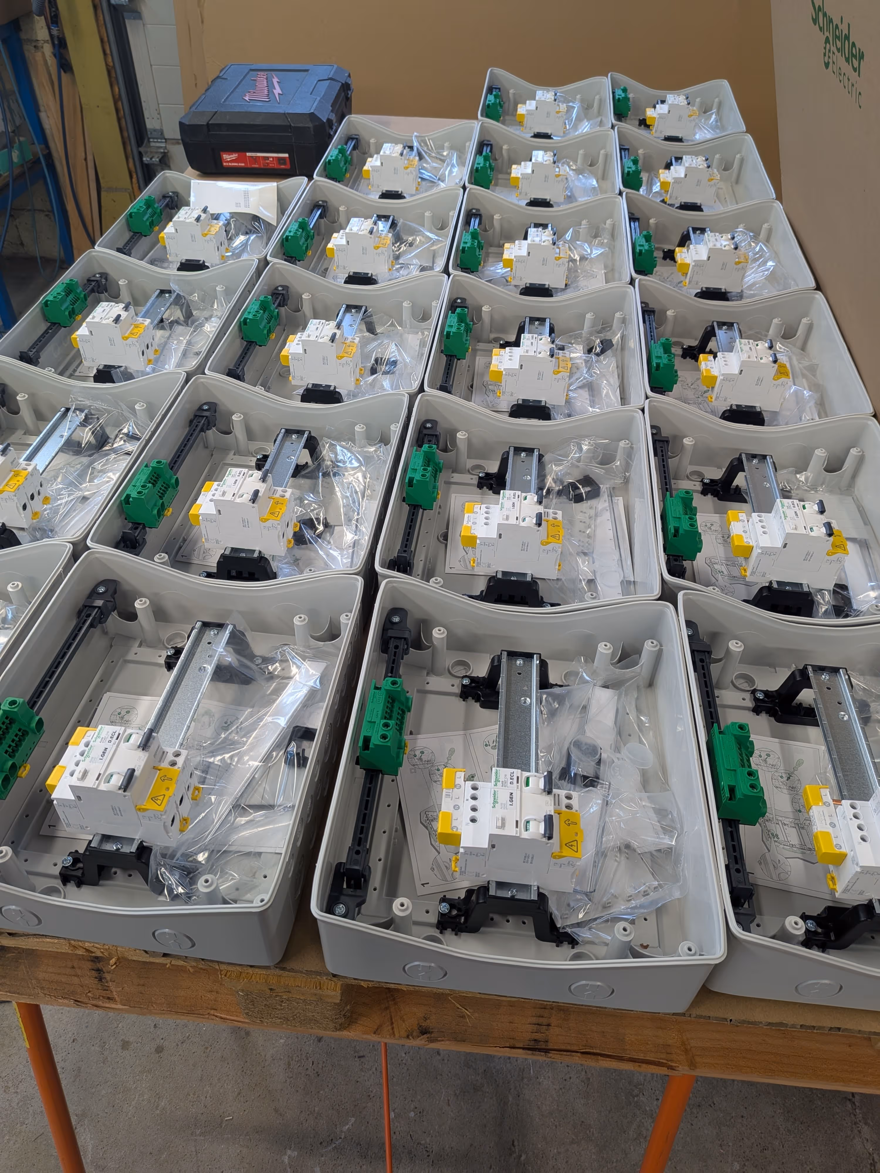 Série coffret 63A Schneider Electric