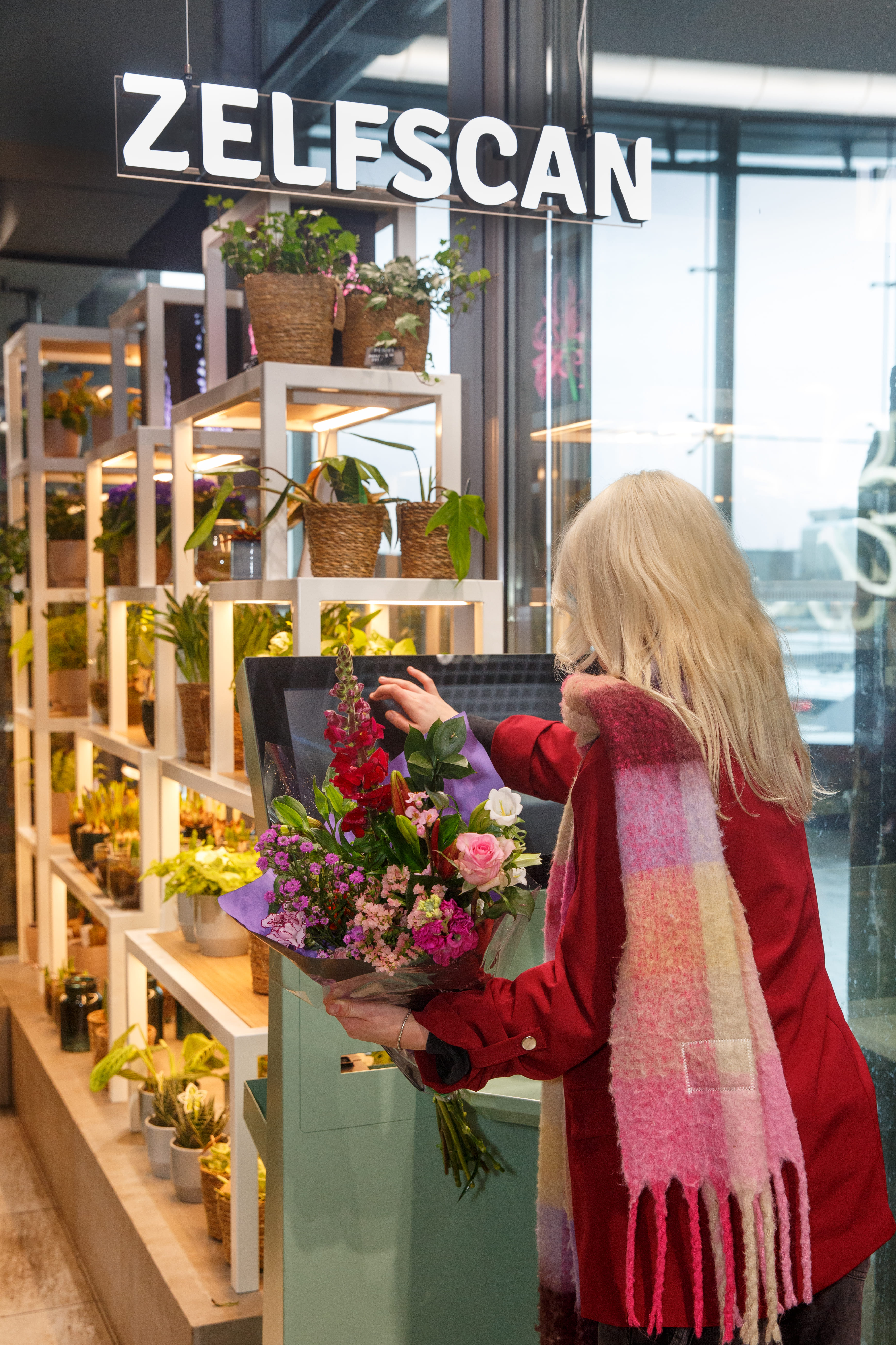 Bloemenwinkel BLOEM! Utrecht Centraal Station (foto 2)