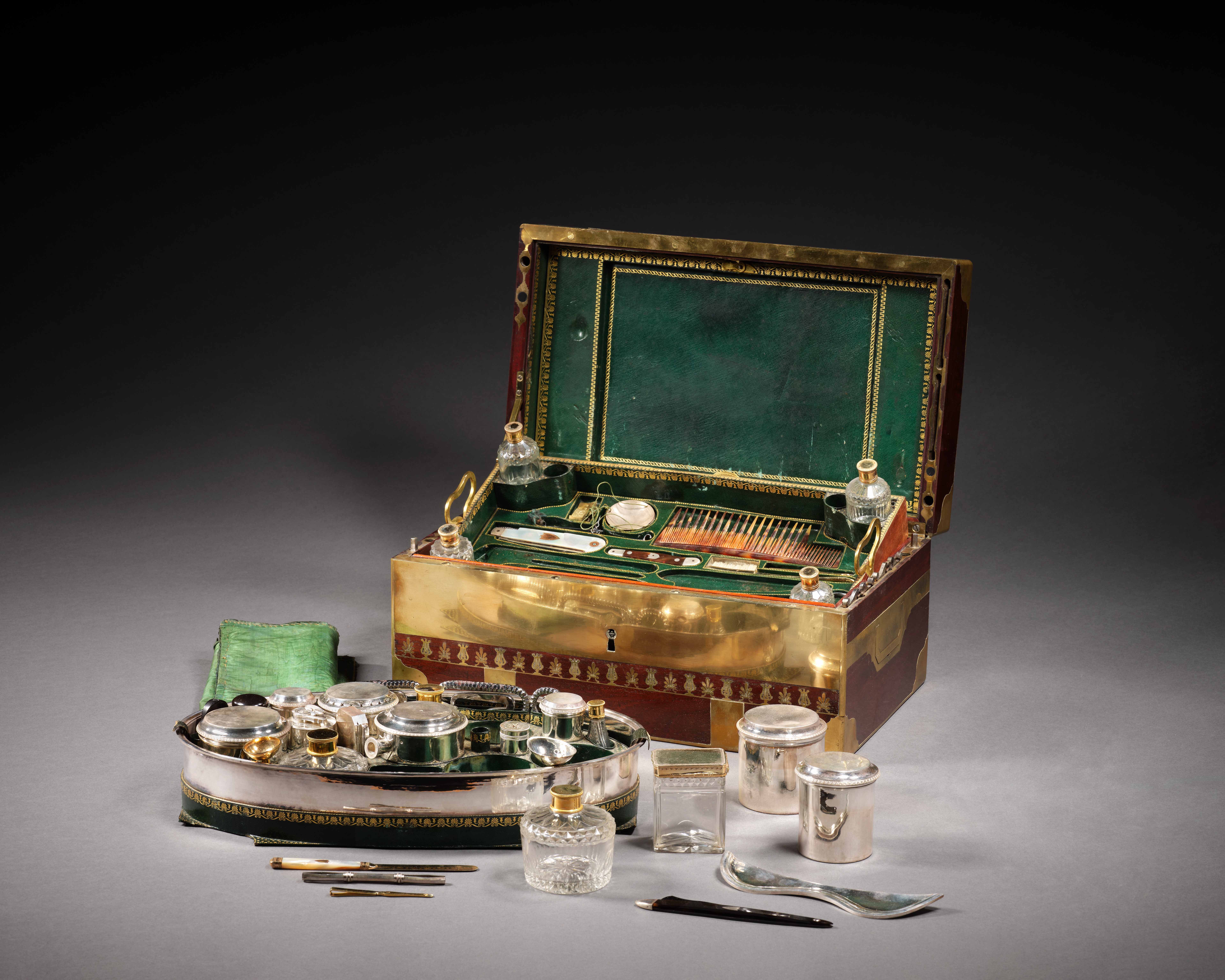 Le nécessaire de voyage du Général Lefebvre-Desnouettes (1773-1822) par Biennais 