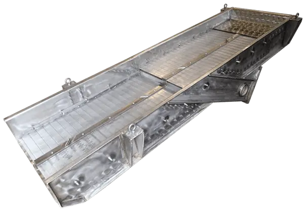 Vibratory screener with dual motors and rugged steel frame for high-capacity industrial material separation