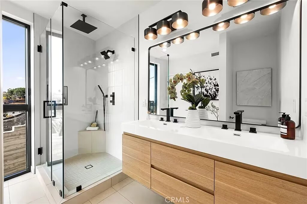 Pre-Summer Checklist: 8 Things to Lock In With Your Custom Home Builder