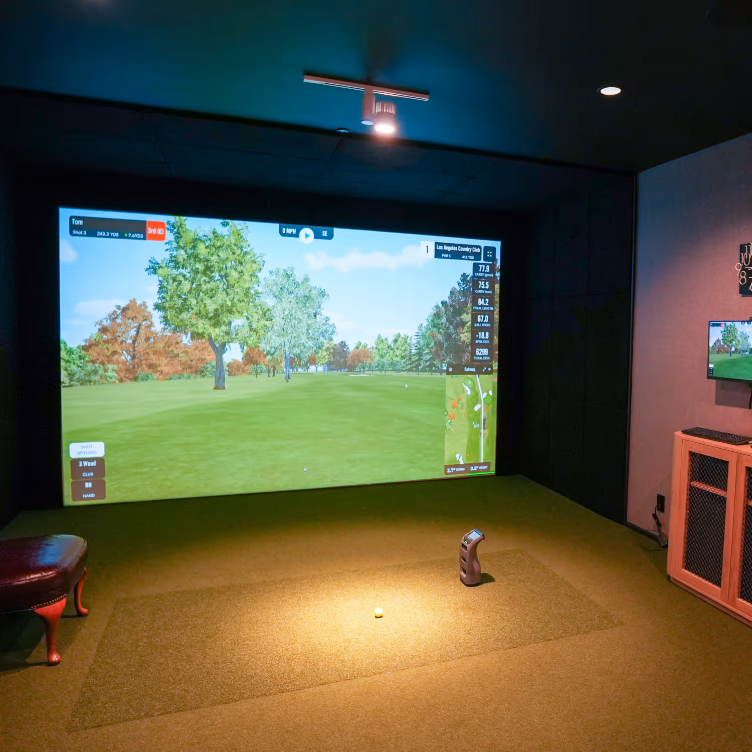 Golf simulator in action 