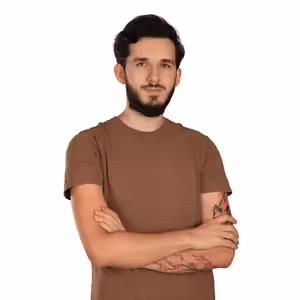 Professional headshot photo of Krzysztof Janiec, Elixir, React and React Native developer