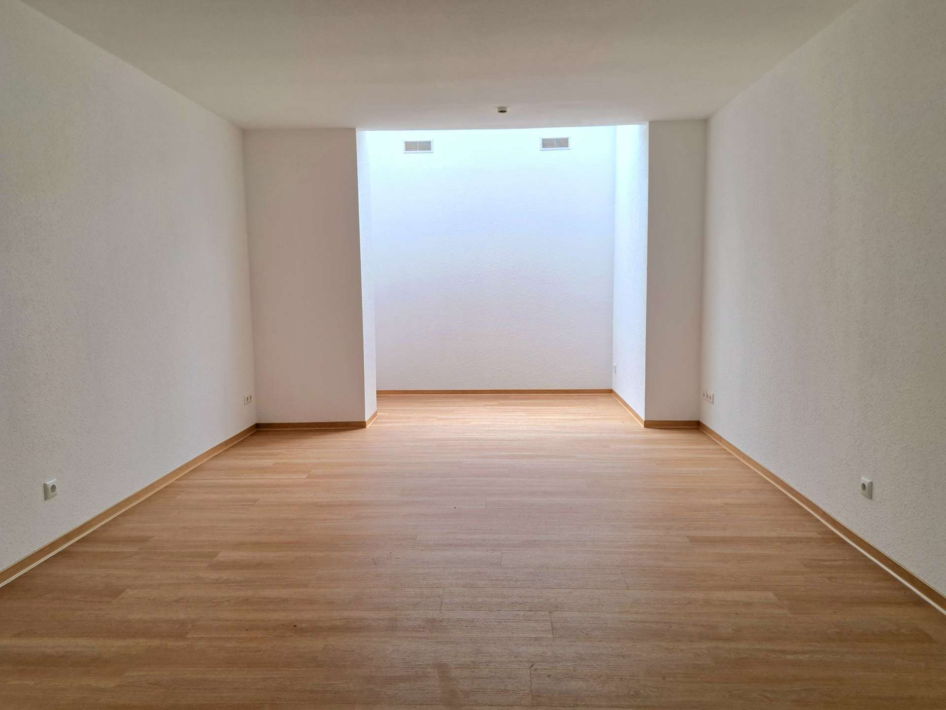 Souterrain mit neuem Bodenbelag 2