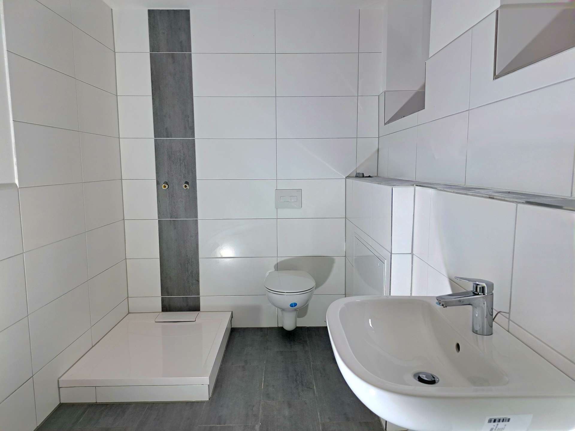 Badezimmer mit Dusche