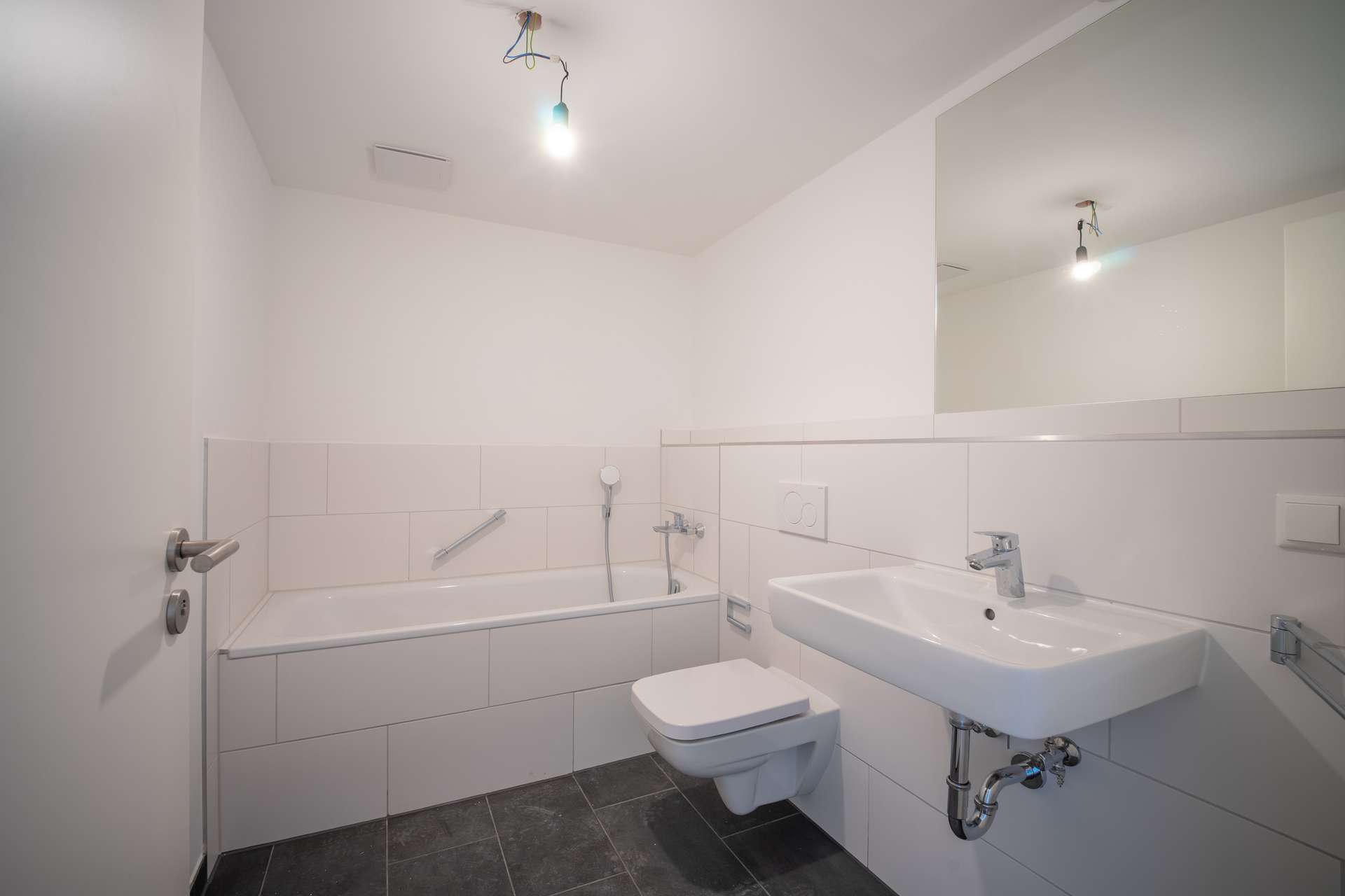 Badezimmer mit Wanne