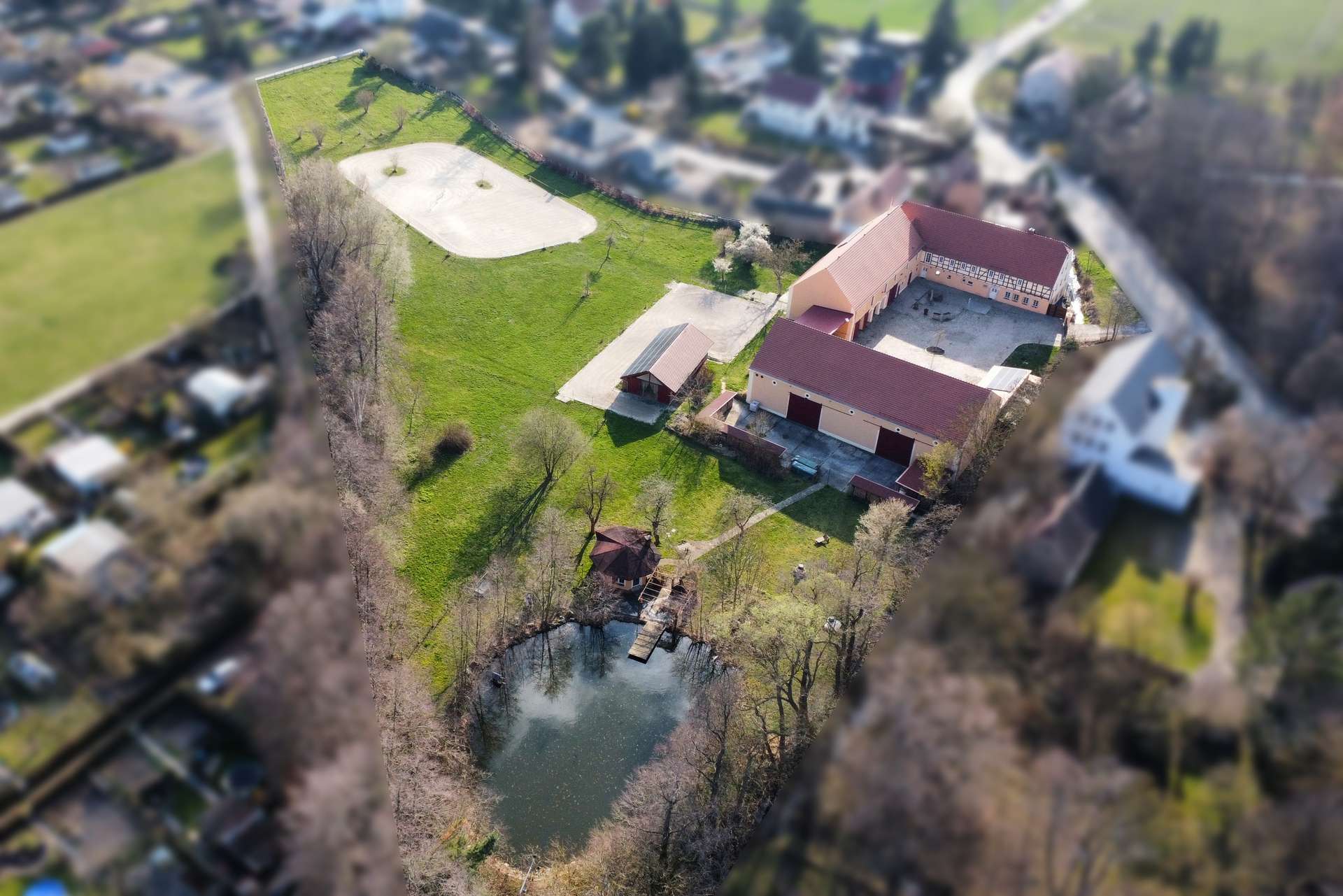 Ansicht Hof und Grundstück