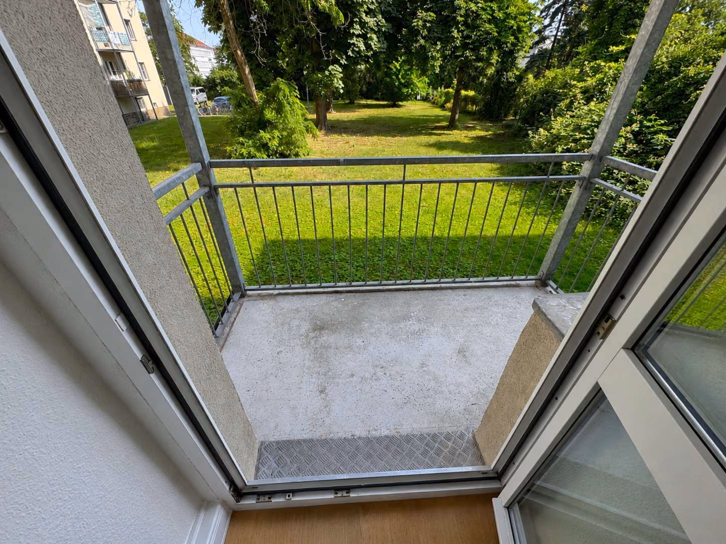 Haus mit Fahrstuhl Balkon