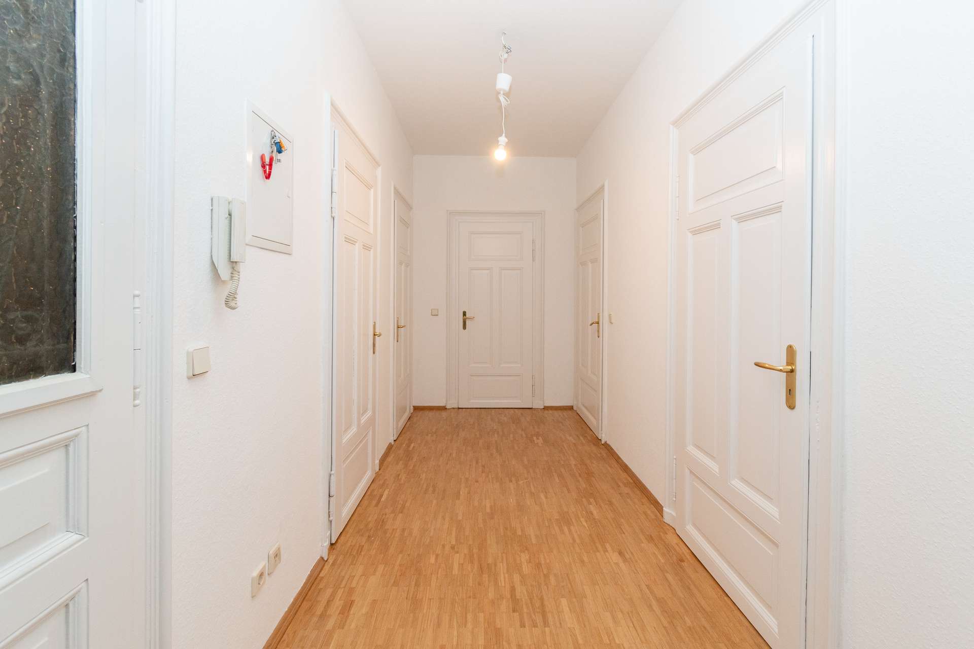 Ref. Flur