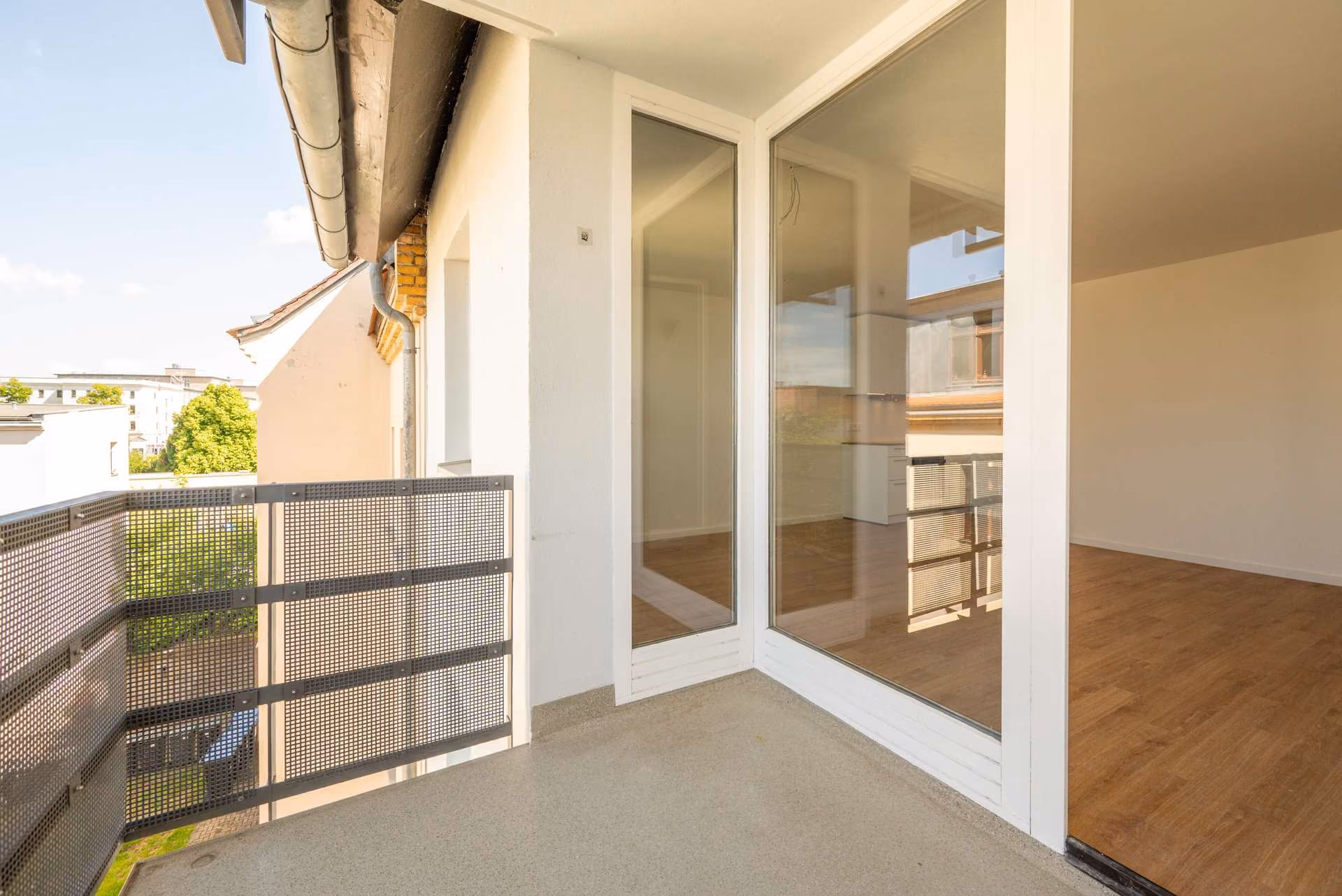 Haus mit Fahrstuhl Balkon