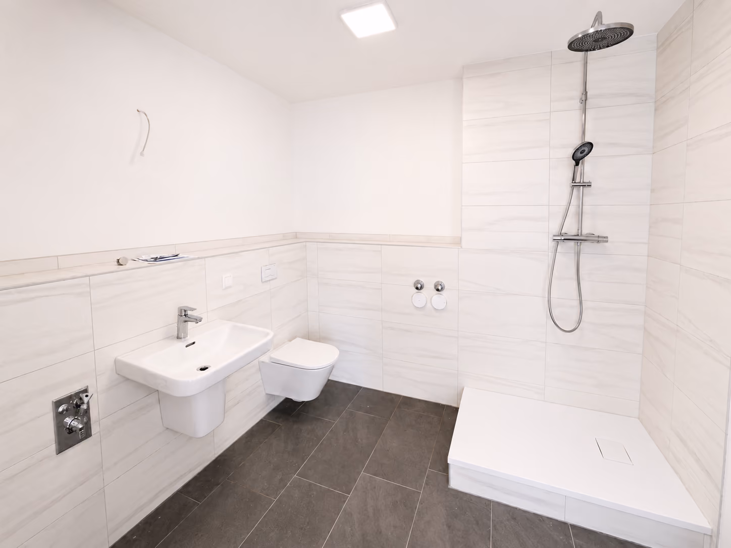 objektbilder Bad mit Dusche