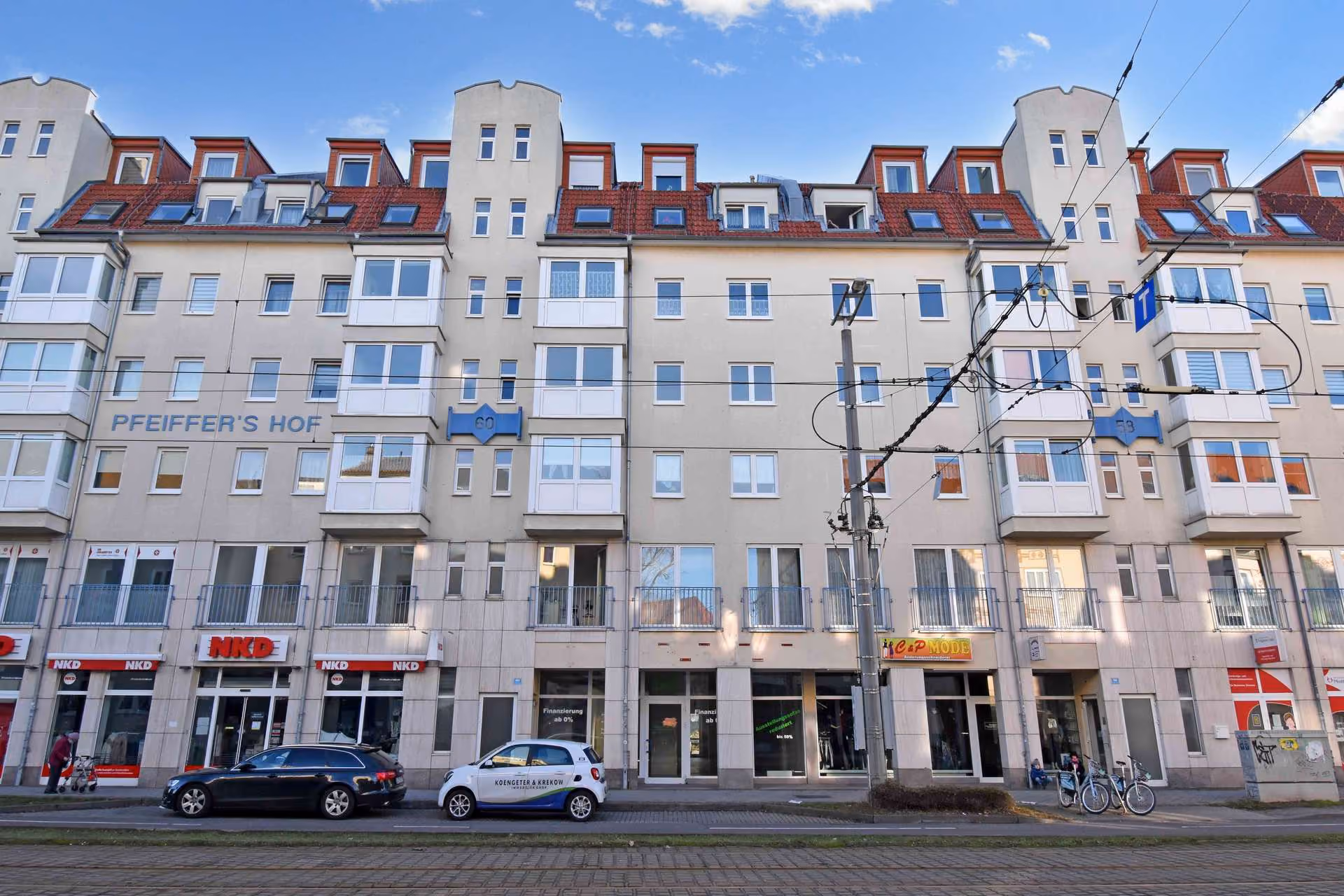 Haus mit Fahrstuhl Gebäudeansicht