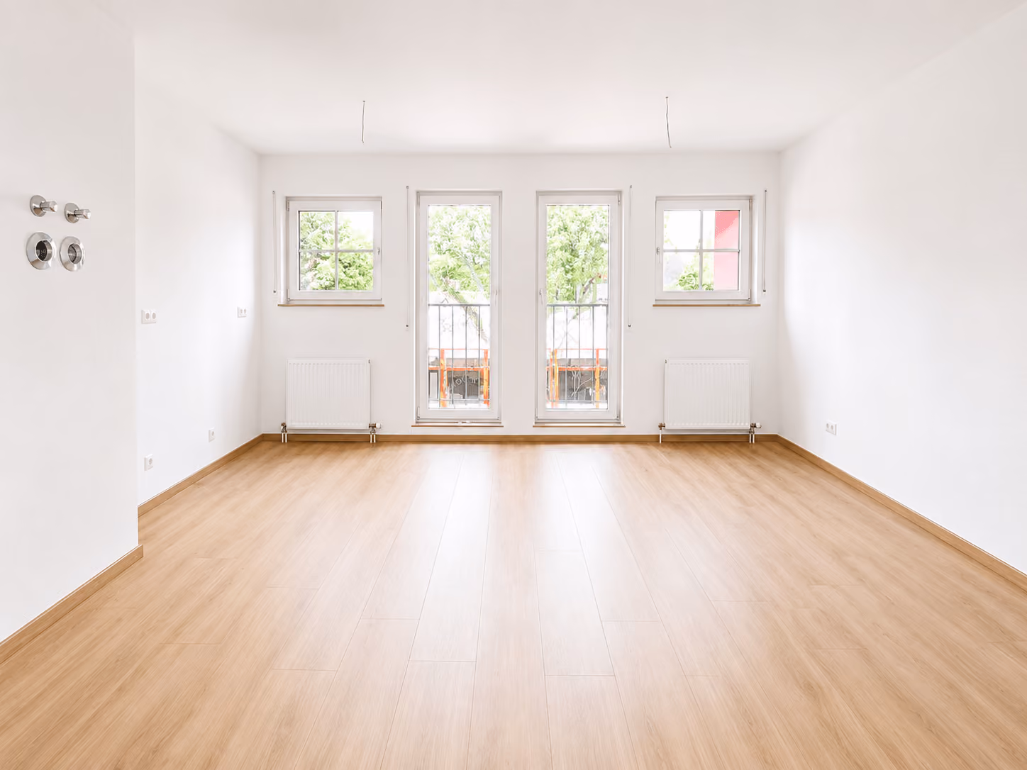 Wohnzimmer_mit_offener_Küche