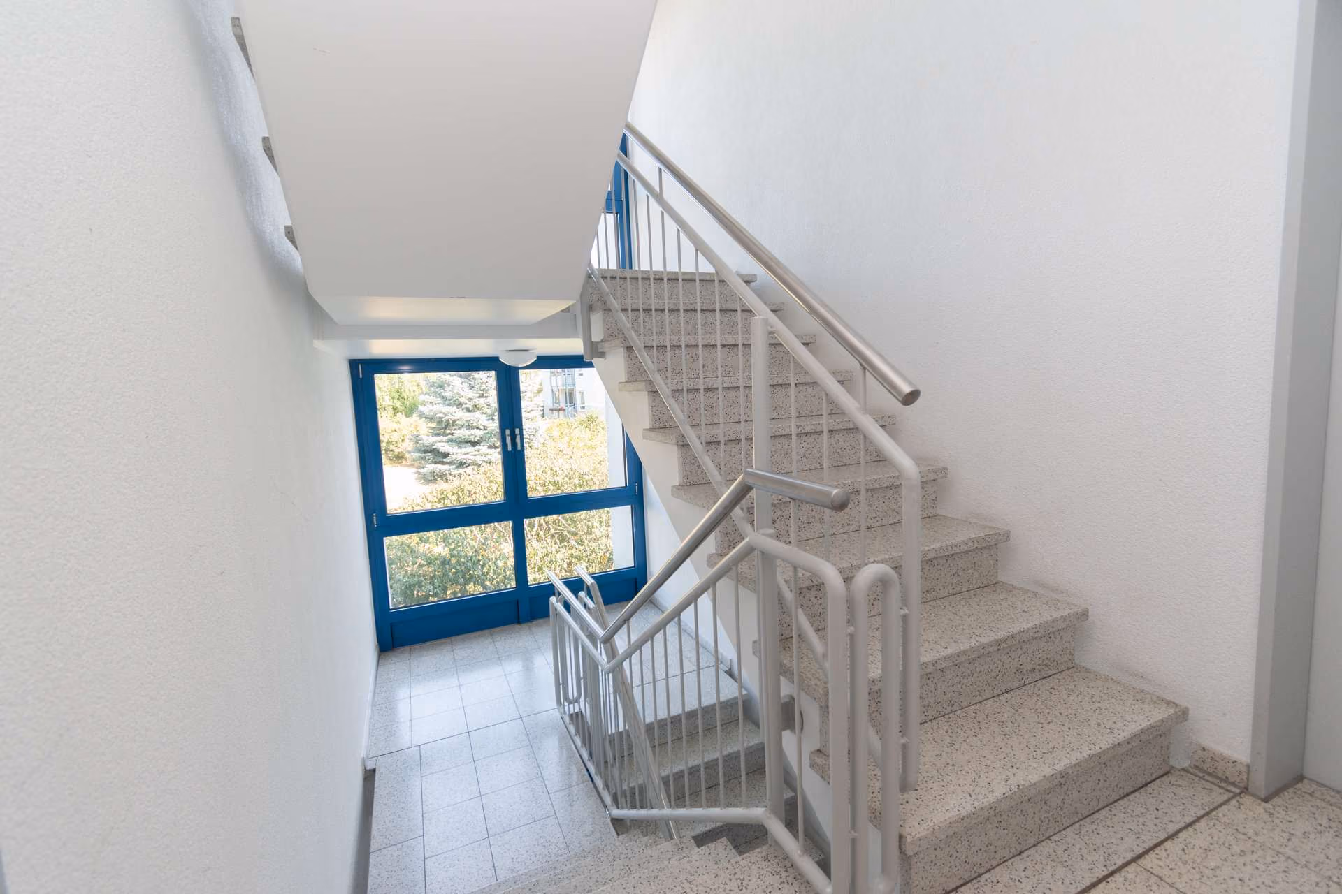 Treppenhaus, Außenring 30-34