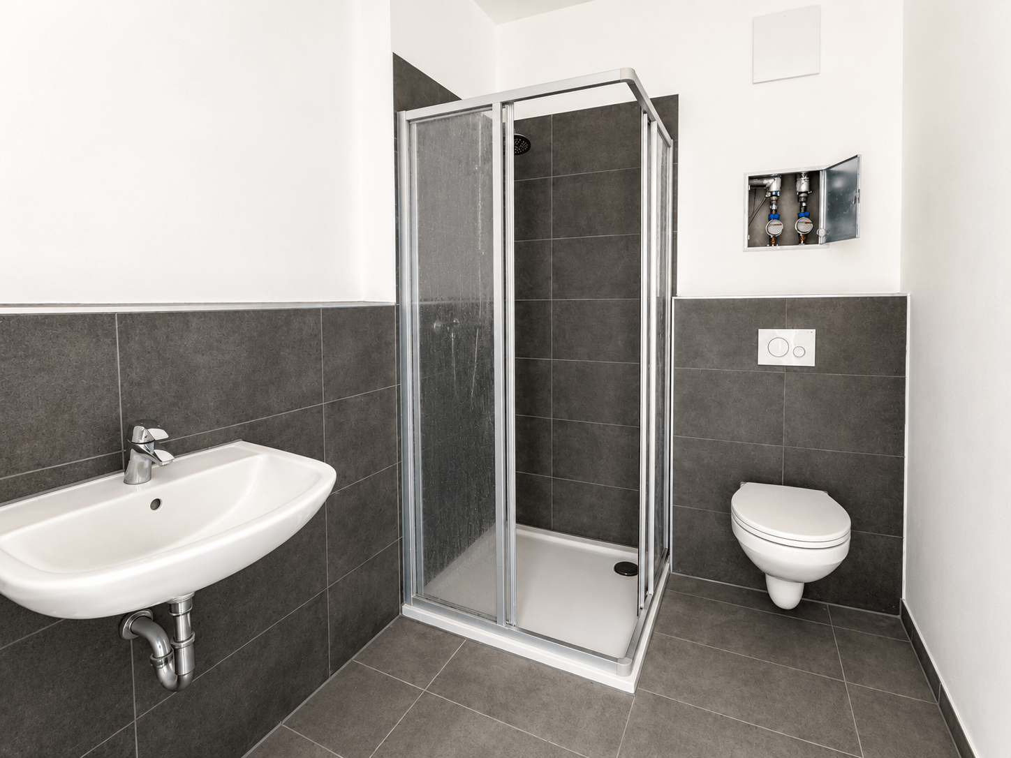 Bad mit Dusche