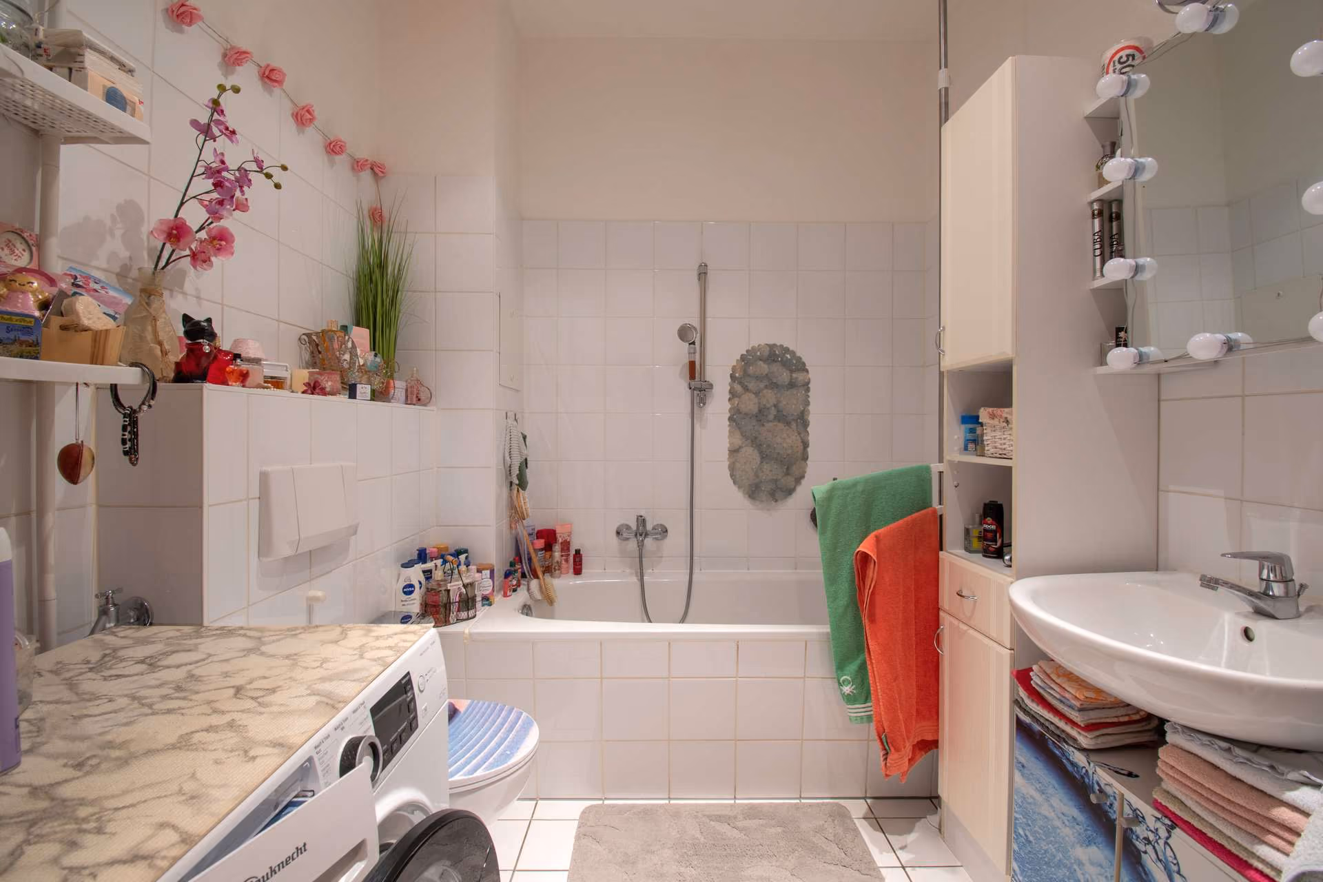 Badezimmer mit Wanne