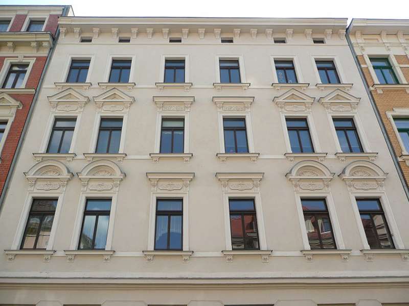 Haus mit Fahrstuhl Hausansicht