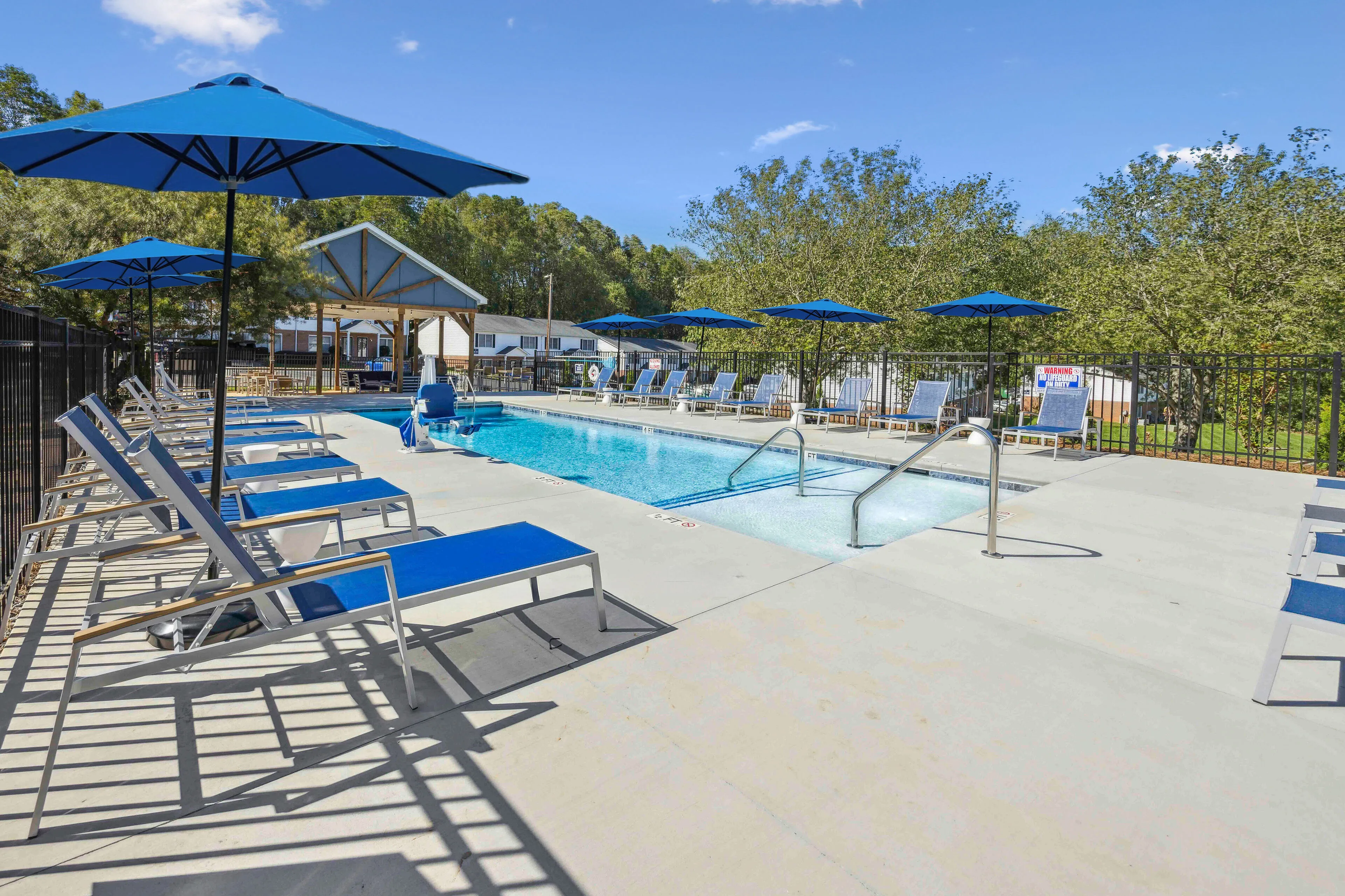 Pool with tanning beds around