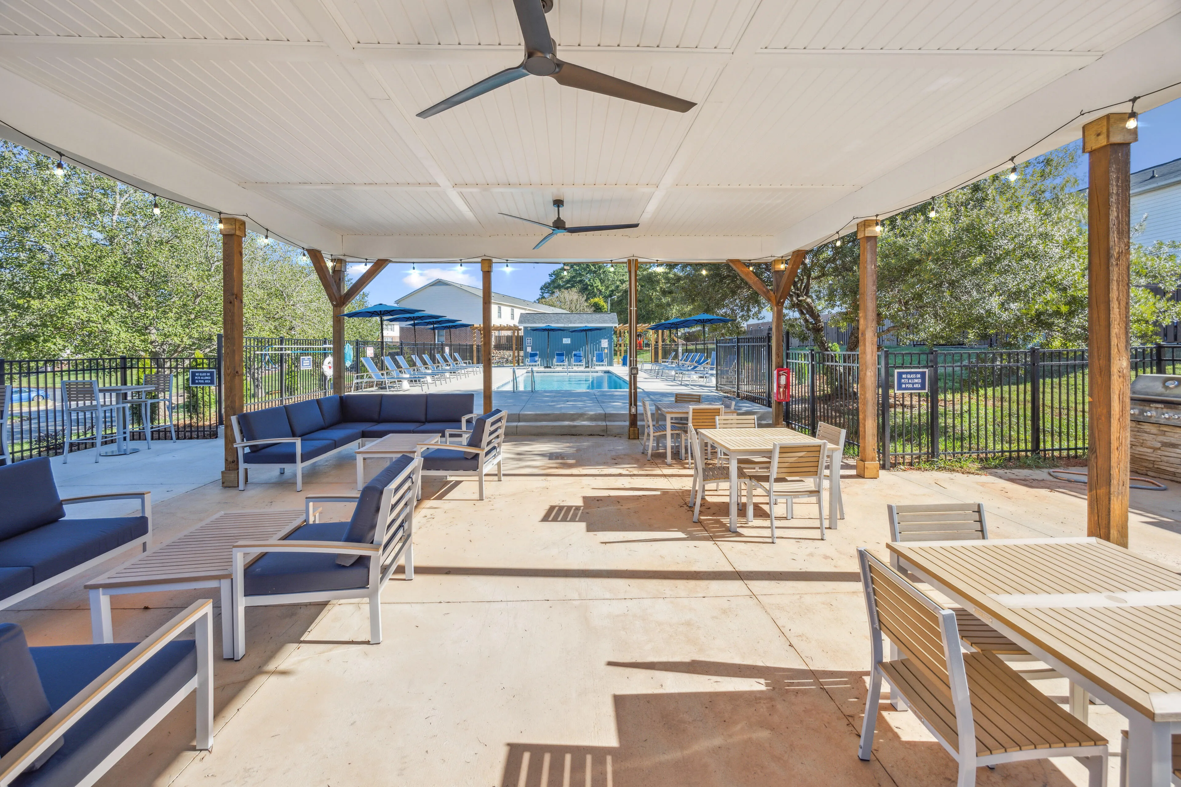 Covered patio with lounge seating