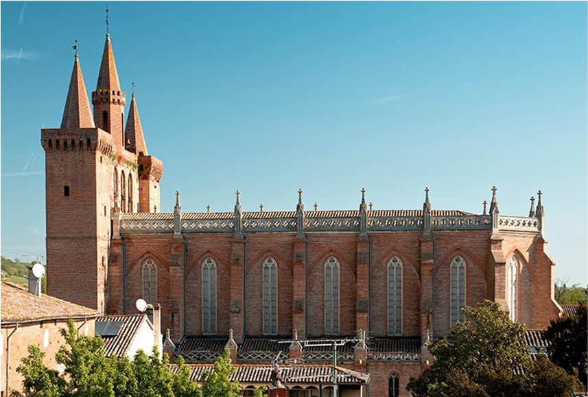 Église de Saint-Sulpice-la-Pointe, ancrage local de Goulu traiteur