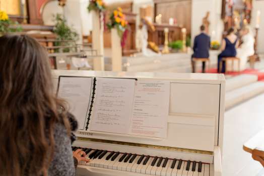 Wedding singer – What a singer can contribute to a wedding